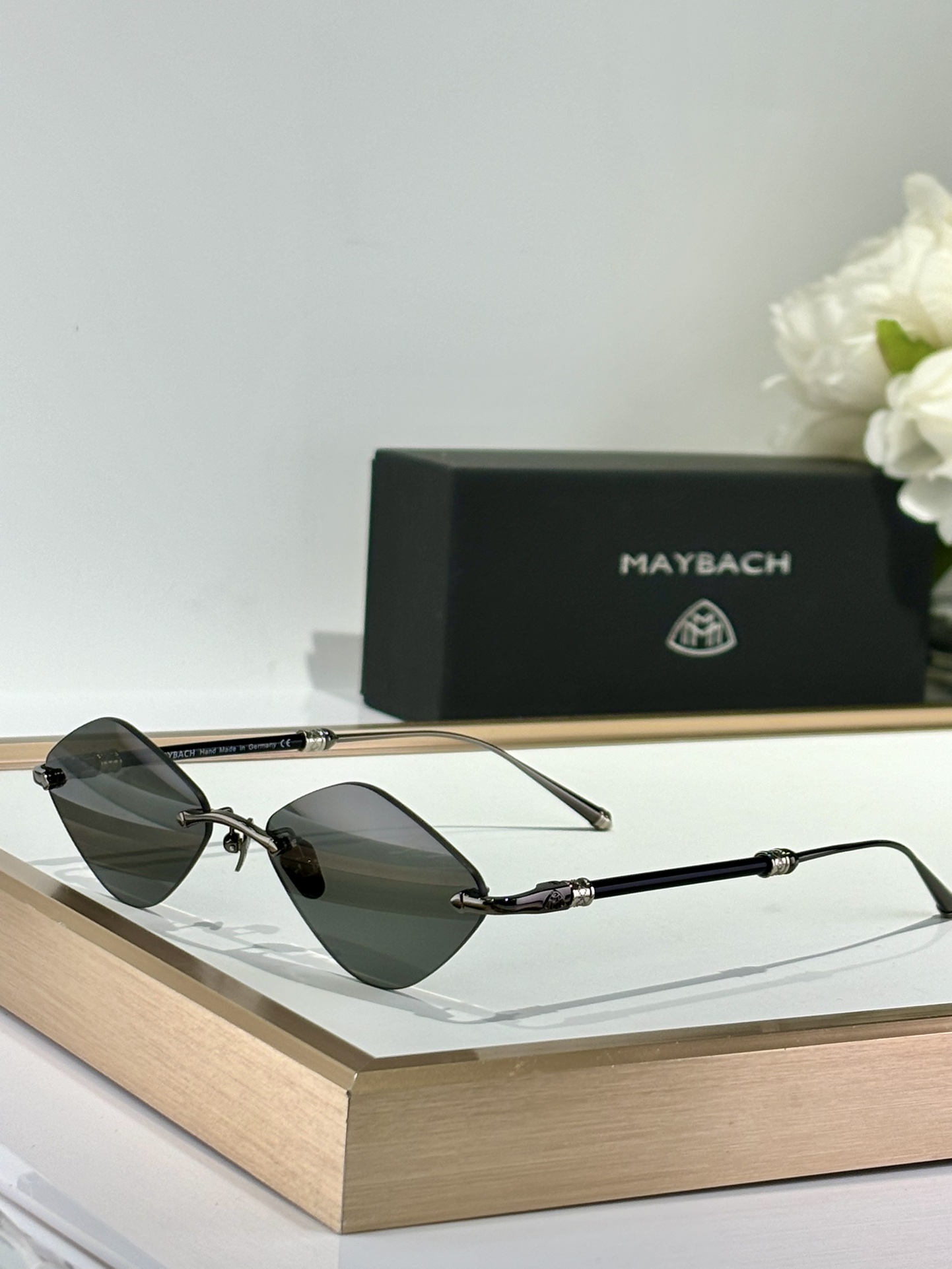  Maybach 
ToP quality 
ModTHE BABY 
Size58口18-145
