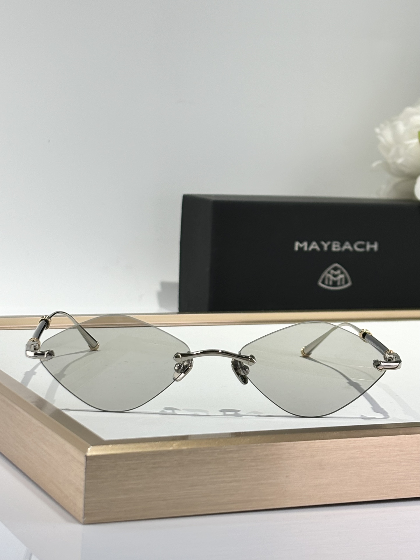  Maybach 
ToP quality 
ModTHE BABY 
Size58口18-145
