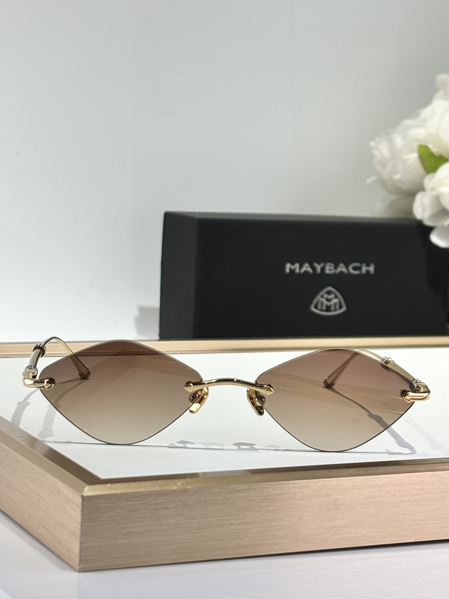 Maybach 
ToP quality 
ModTHE BABY 
Size58口18-145
