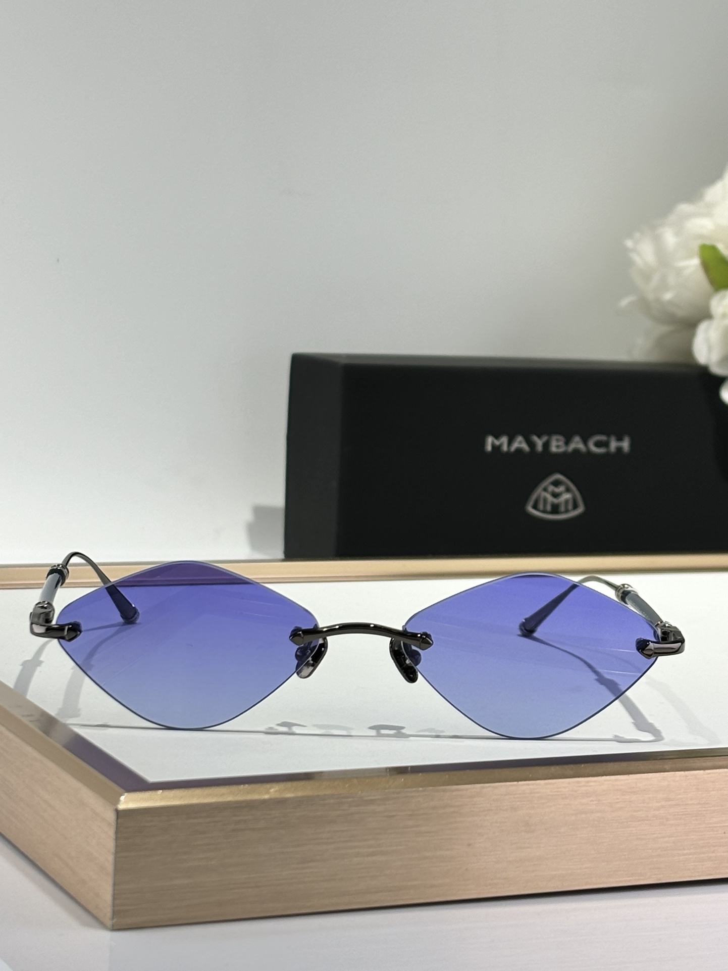  Maybach 
ToP quality 
ModTHE BABY 
Size58口18-145
