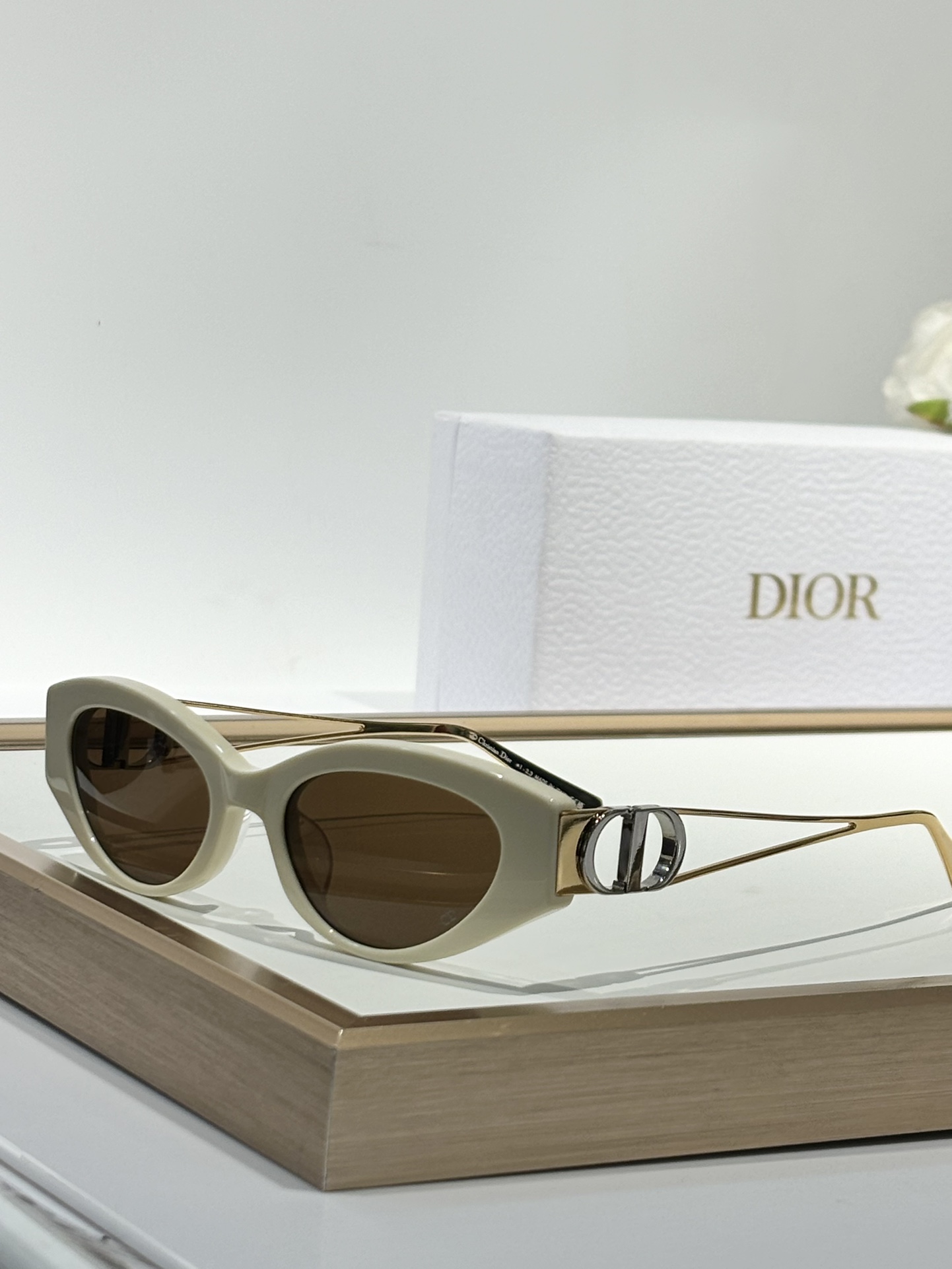 DIORMOD30MontaigneB6ISIZE:51-18-130