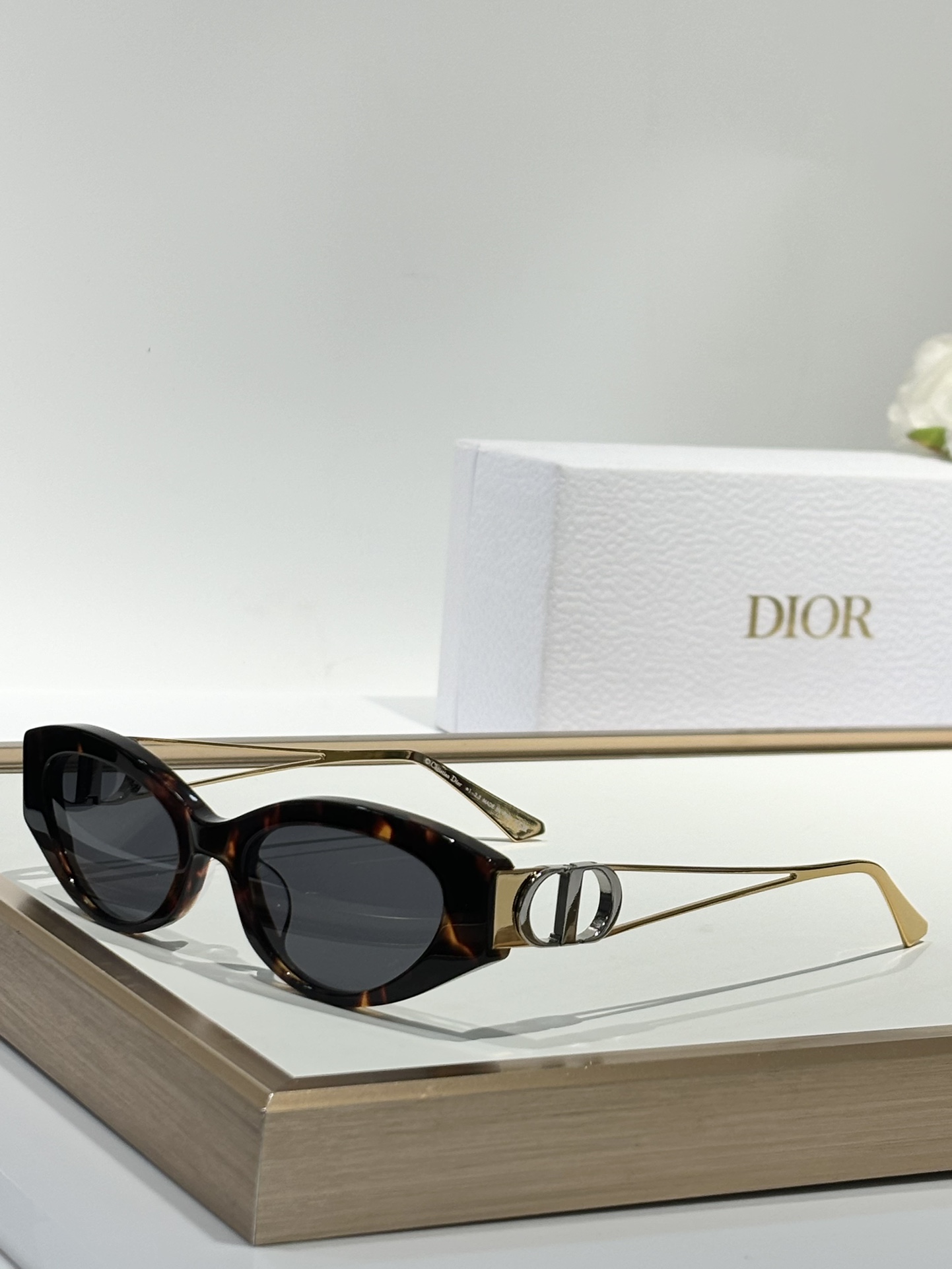 DIORMOD30MontaigneB6ISIZE:51-18-130