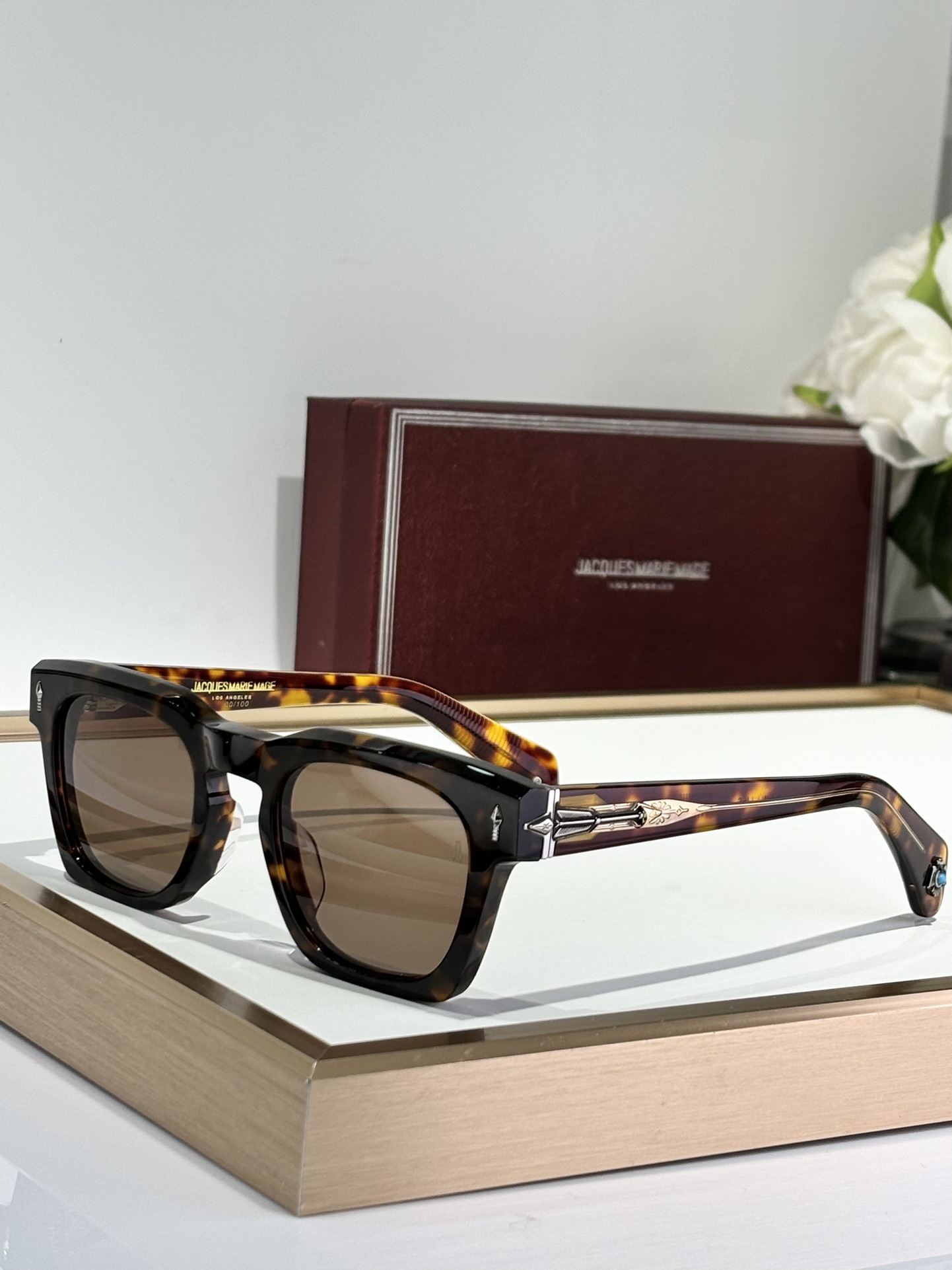  JACQUES MARIE MAGE
MODEL：RAWLINS
SIZE：49口23-146
