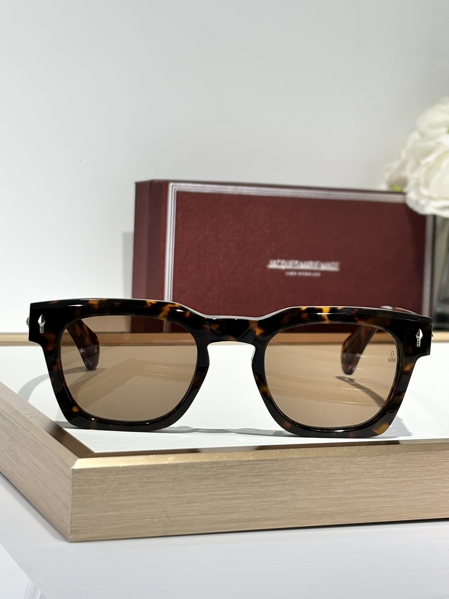 JACQUES MARIE MAGE
MODEL：RAWLINS
SIZE：49口23-146

