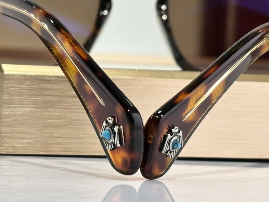  JACQUES MARIE MAGE
MODEL：RAWLINS
SIZE：49口23-146
