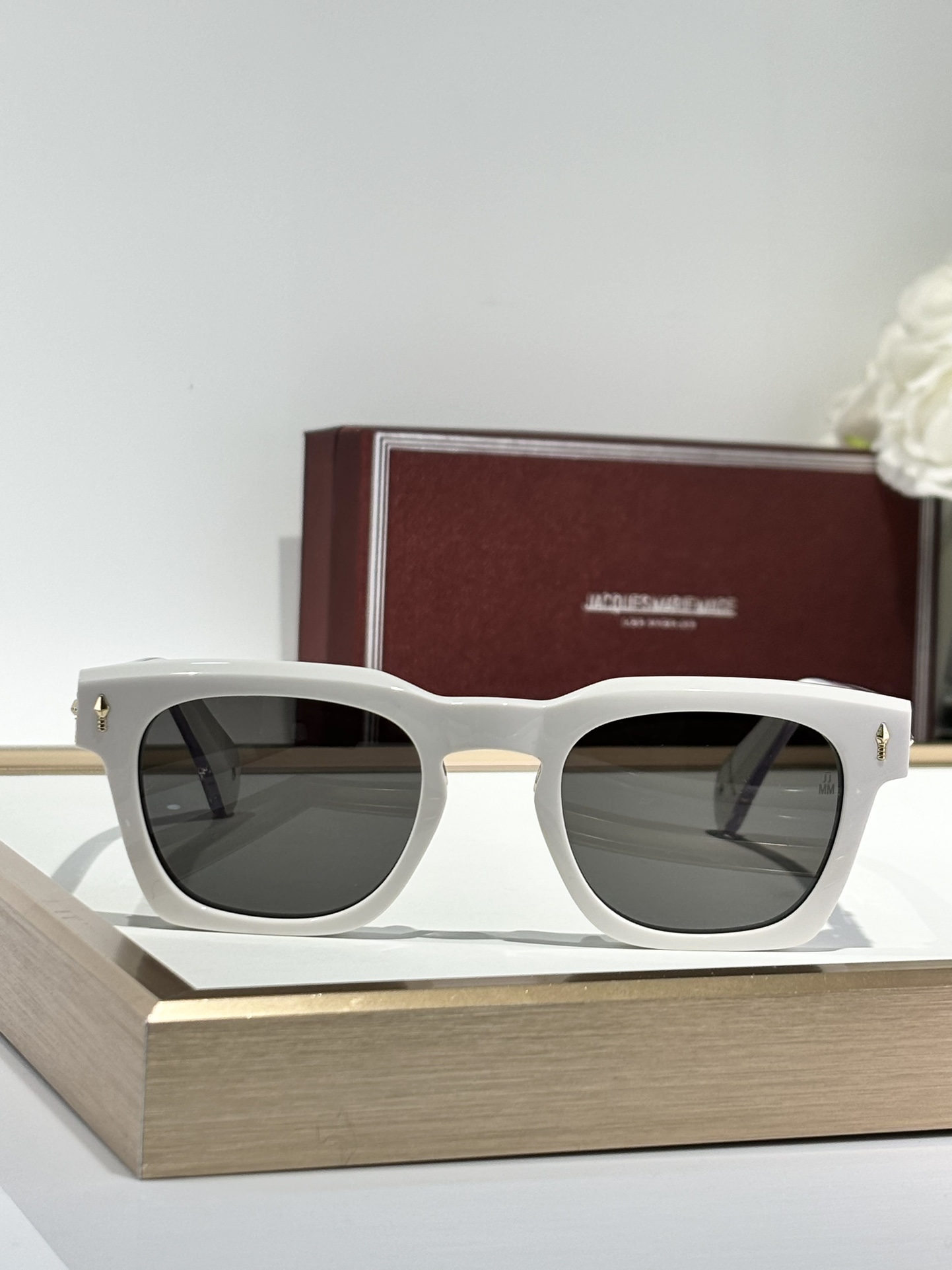  JACQUES MARIE MAGE
MODEL：RAWLINS
SIZE：49口23-146
