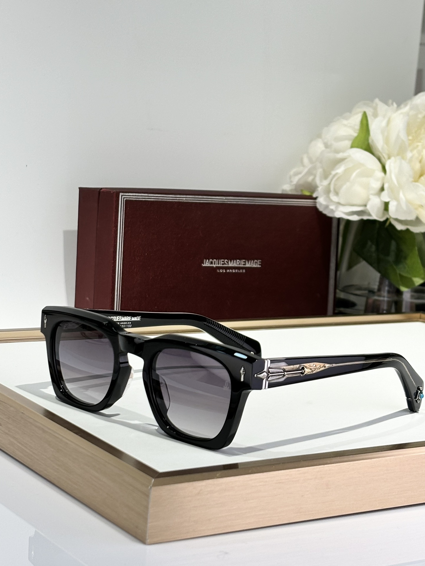  JACQUES MARIE MAGE
MODEL：RAWLINS
SIZE：49口23-146
