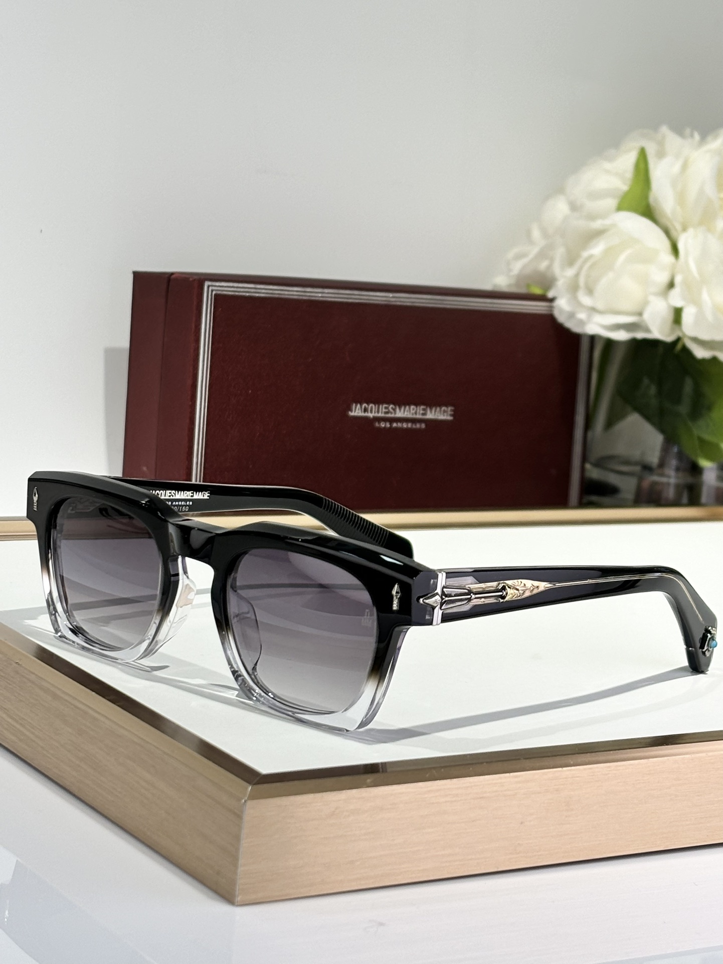  JACQUES MARIE MAGE
MODEL：RAWLINS
SIZE：49口23-146
