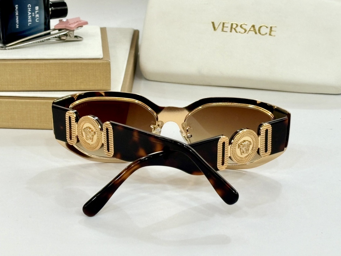 VERSACEMODEL:6778SIZE:56口18-145