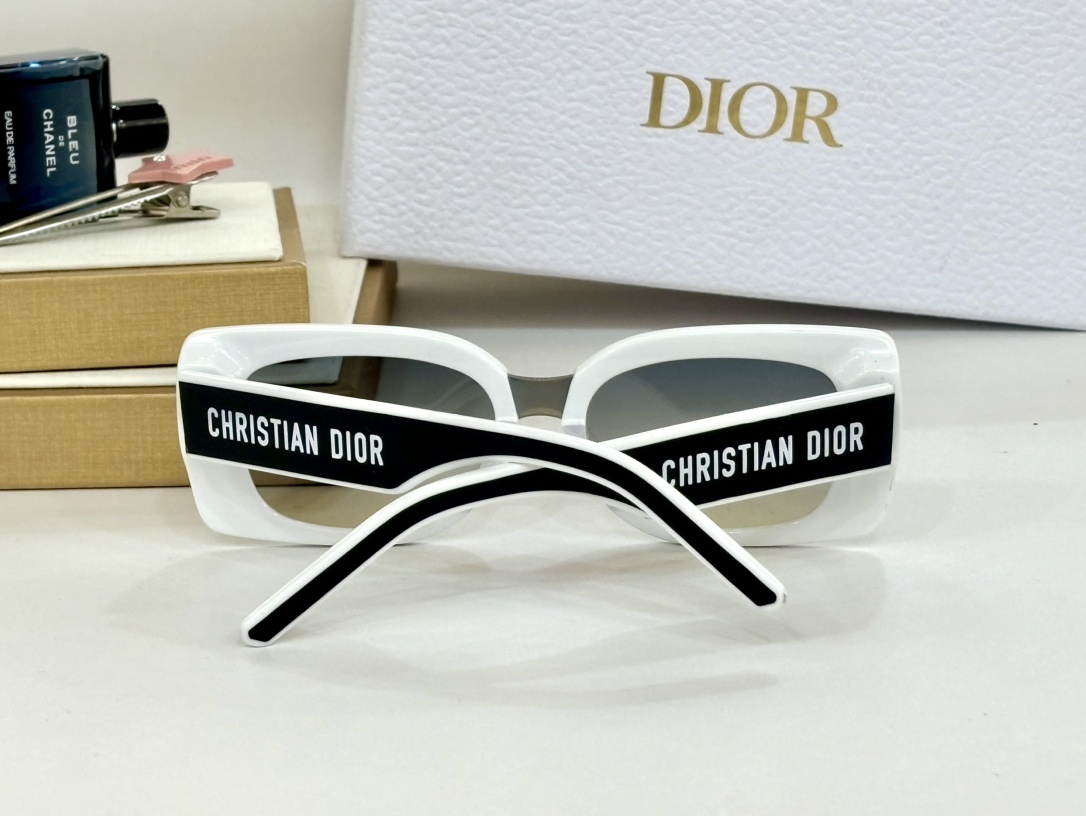 DIO*MODELDior30BOSIZE53口19-140