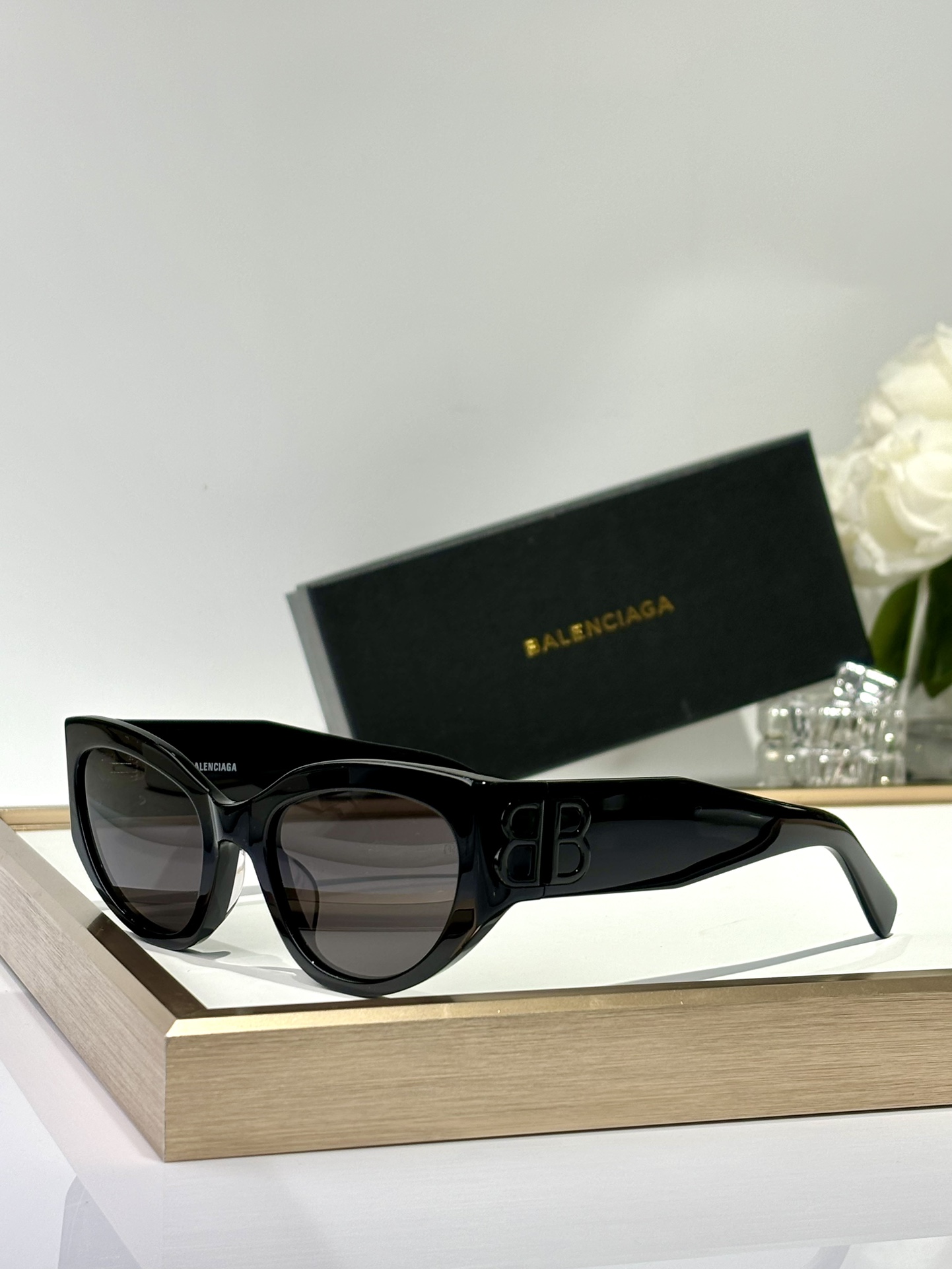  BALENCIAG* 
Mod：BB0324SK
Size：66-16-145
