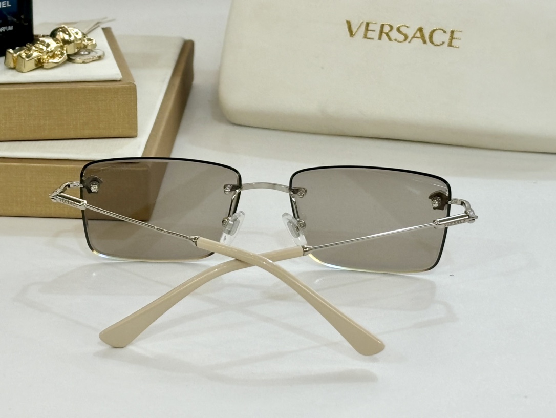VERSAC*MODELVE6813SIZE:57口17-140