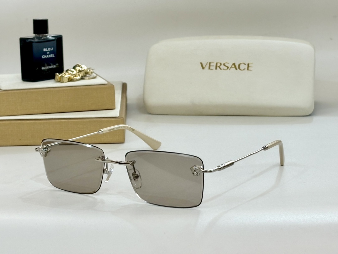 VERSAC*MODELVE6813SIZE:57口17-140