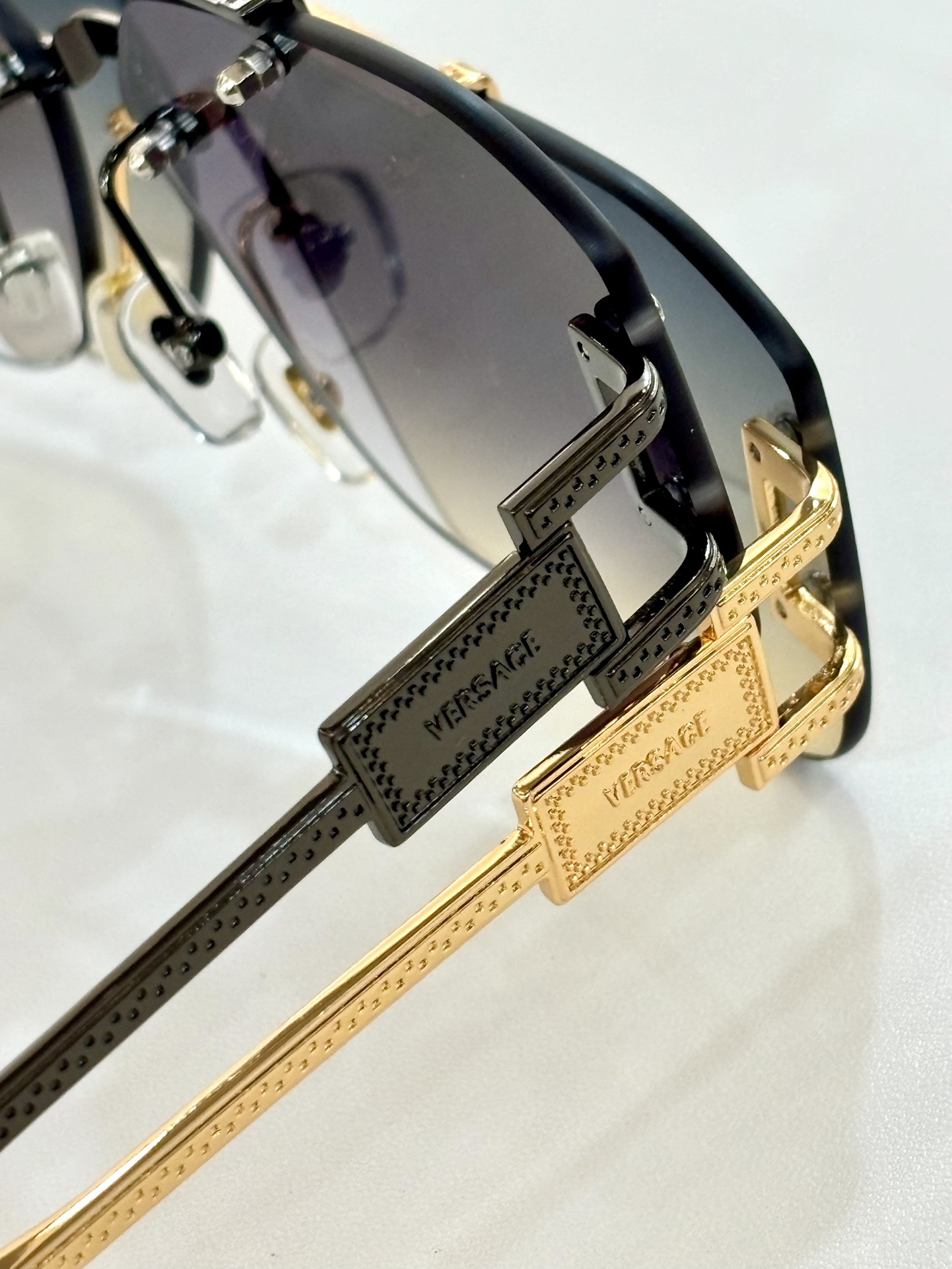 VERSACEMODEL:6801SIZE:60口13-142