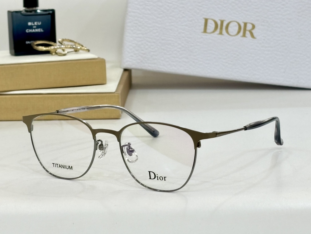 DIO*MODEL0246SIZE52口18-142