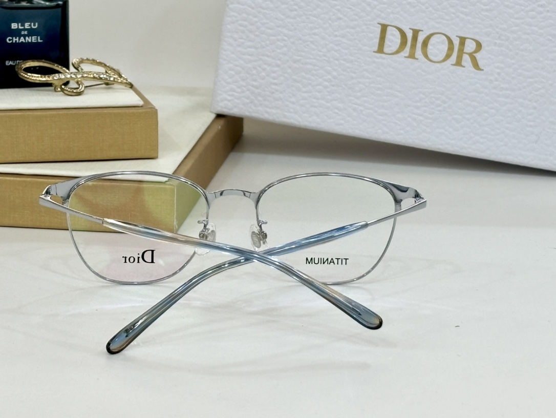DIO*MODEL0246SIZE52口18-142