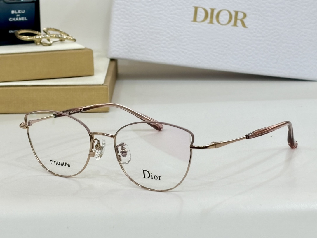 DIO*MODEL0247SIZE51口17-142