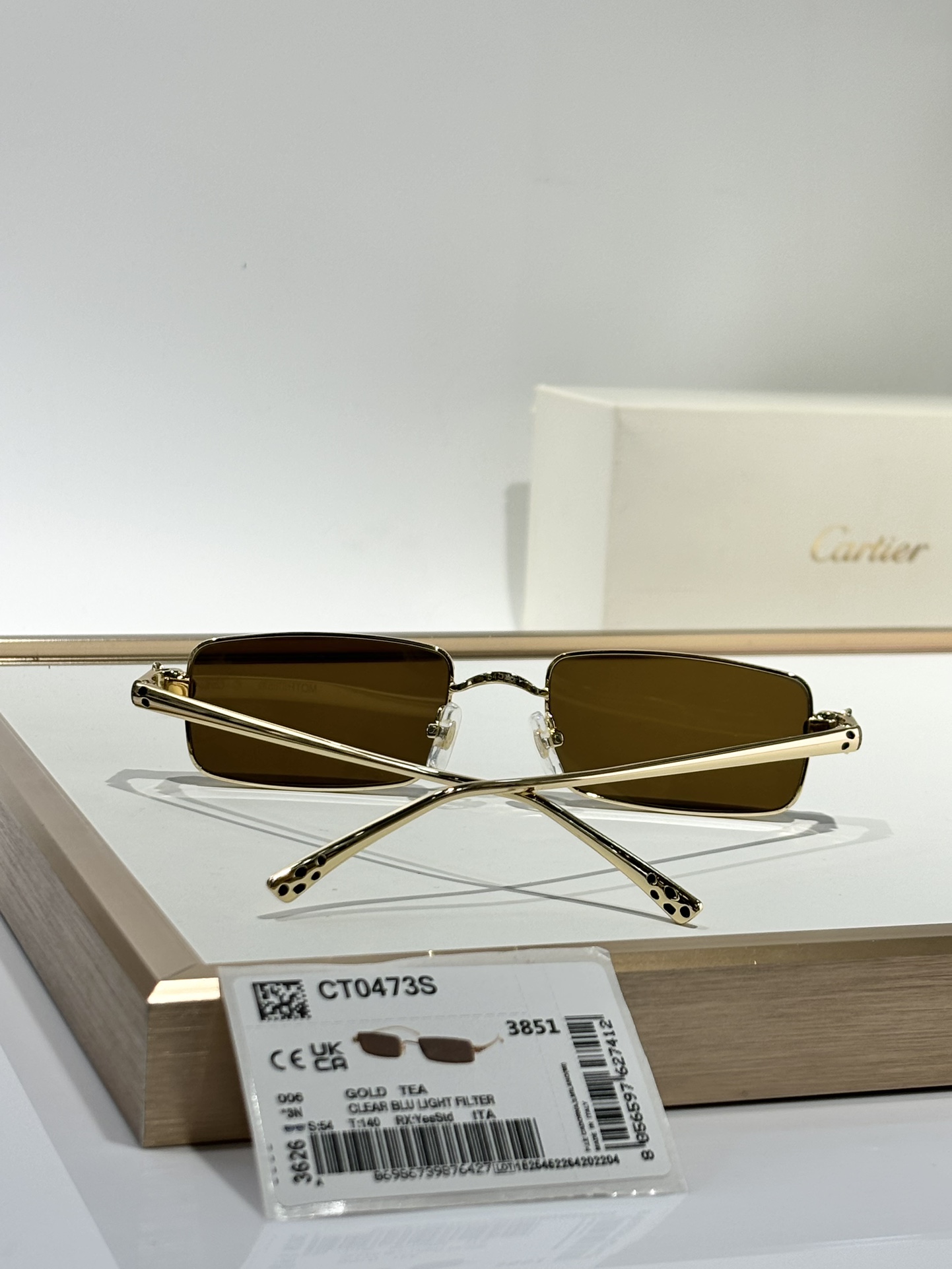  Cartier
PANTHÈRE DE CARTIER
MODEL：CT0473S
SIZE：54口2
