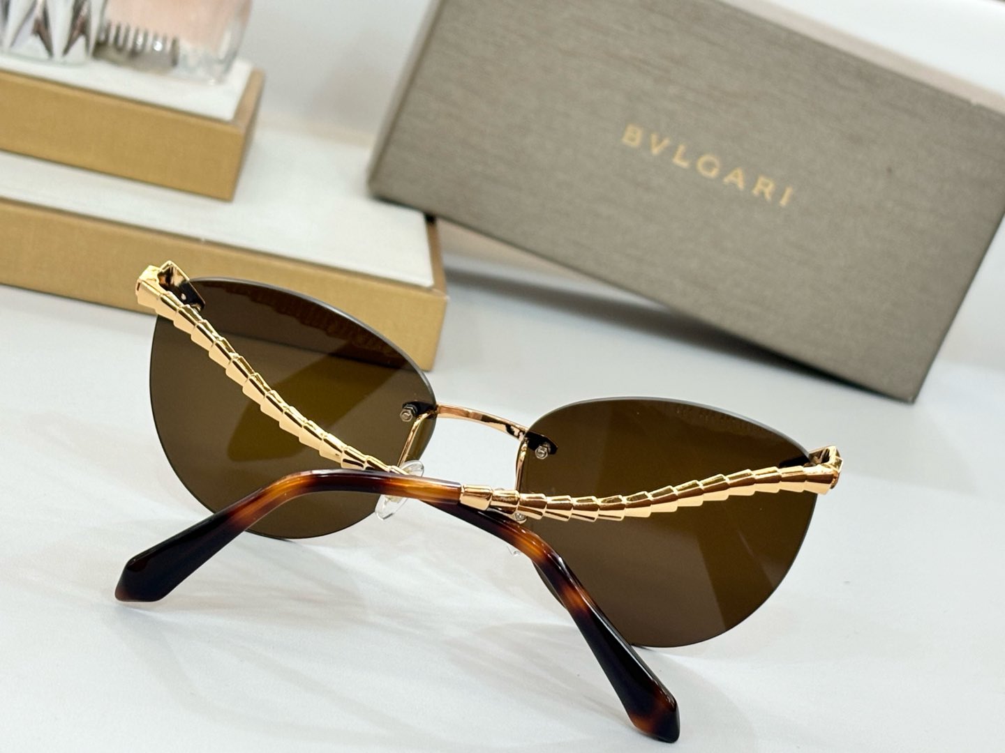  BVLGAR*
MODEL：BV 9004B
SIZE：60口18-145
