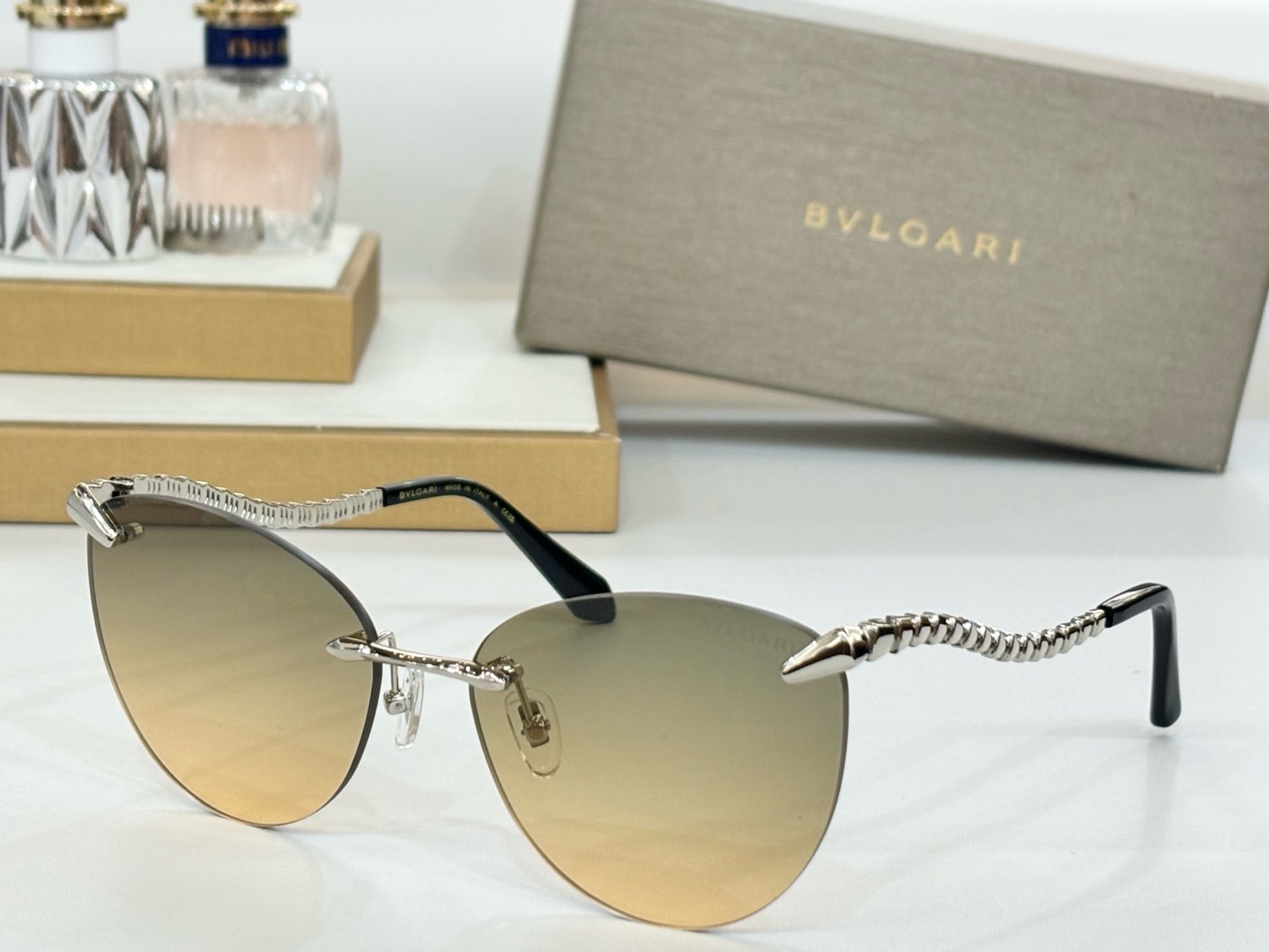  BVLGAR*
MODEL：BV 9004B
SIZE：60口18-145

