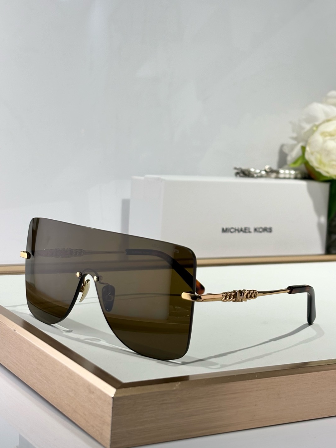  MICHAEL KORS
MODEL：MK 1148
SIZE：137口0-140
