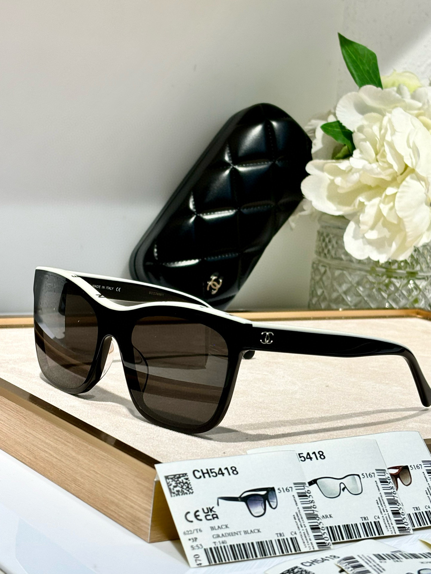  Top quality 
Chane
Ch5418 
size：137-145
每一幅镜片独立防伪码
