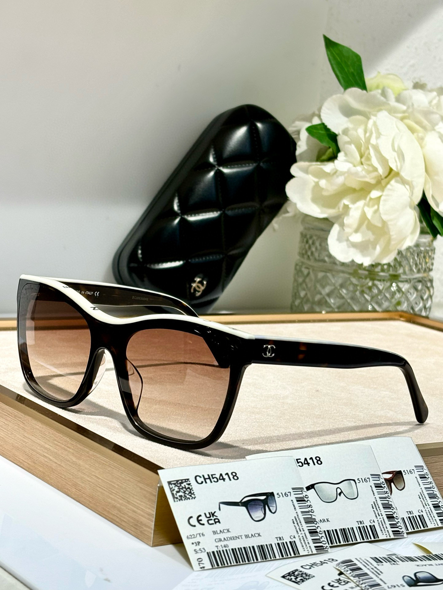  Top quality 
Chane
Ch5418 
size：137-145
每一幅镜片独立防伪码
