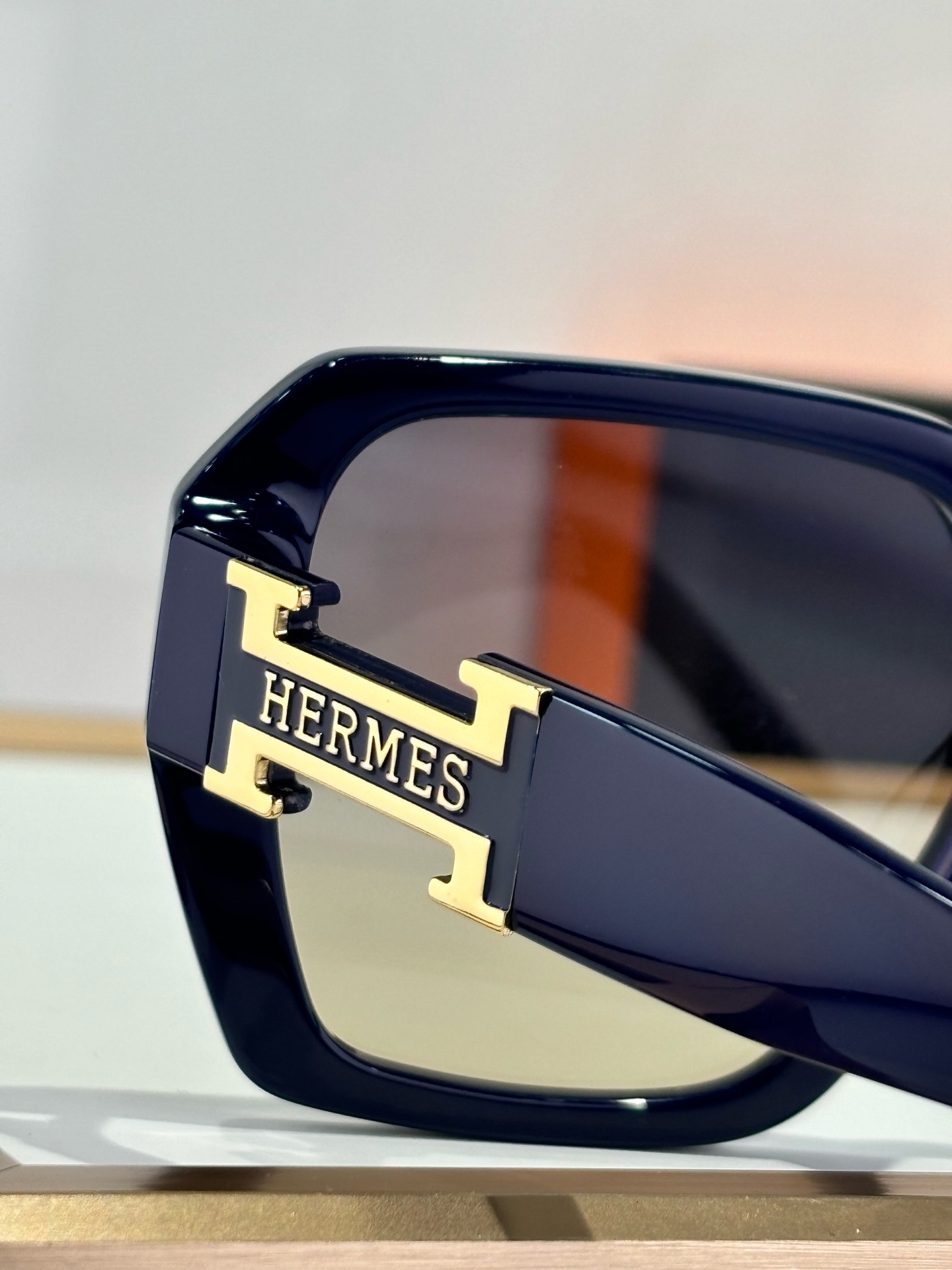  HERMES
经典款
MOD：HS1906
size：56-20-145
