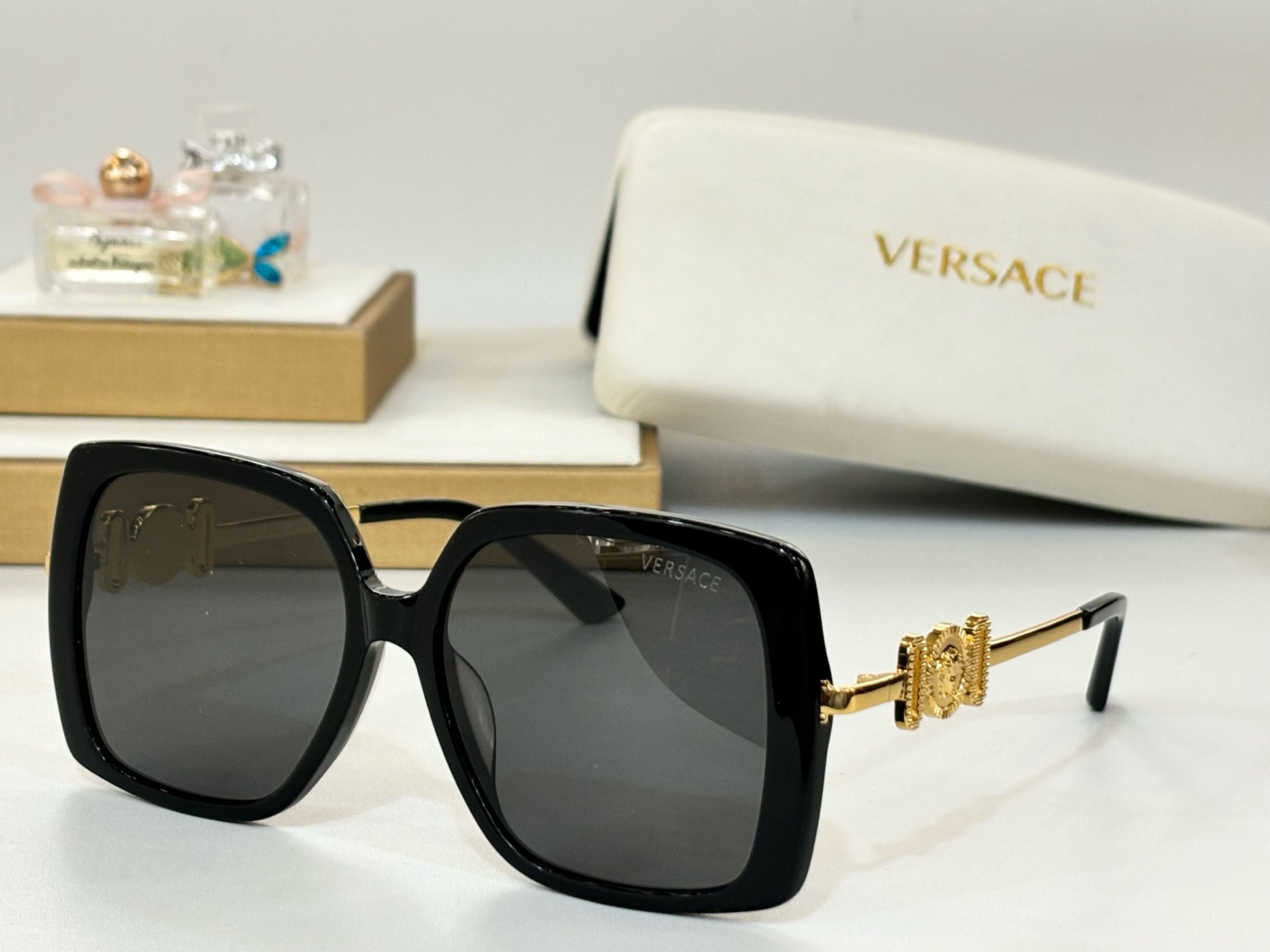  VERSACE
MODVE4467
Size54-17-145

