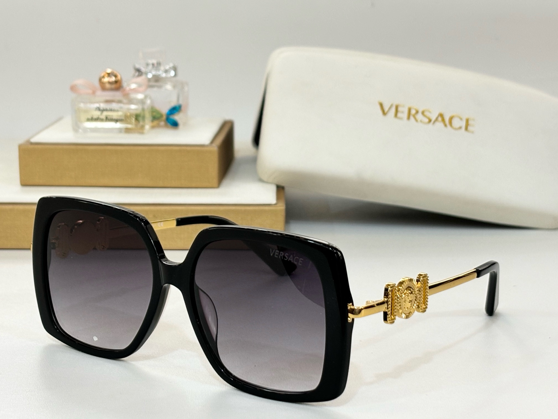  VERSACE
MODVE4467
Size54-17-145
