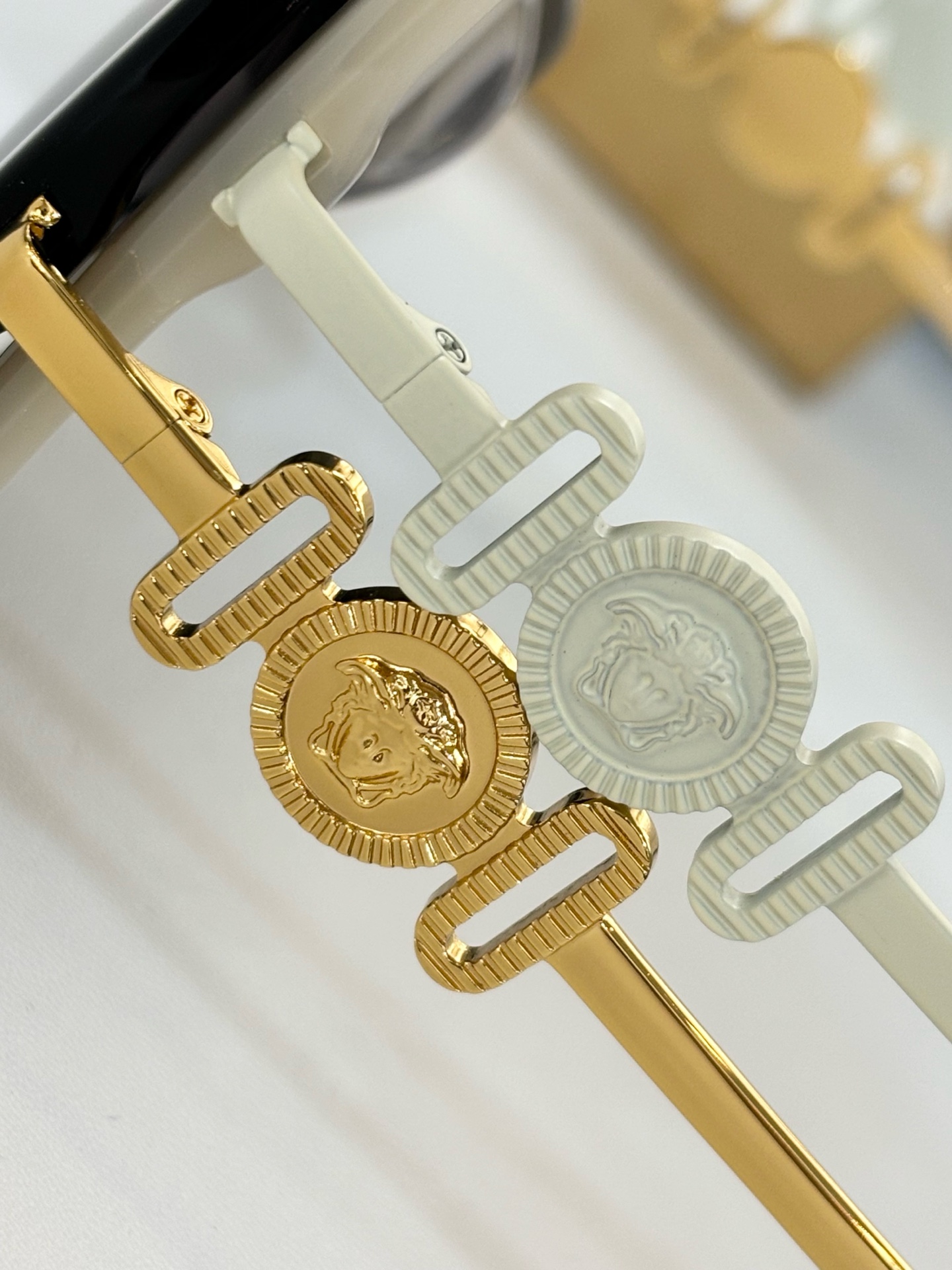  VERSACE
MODVE4467
Size54-17-145
