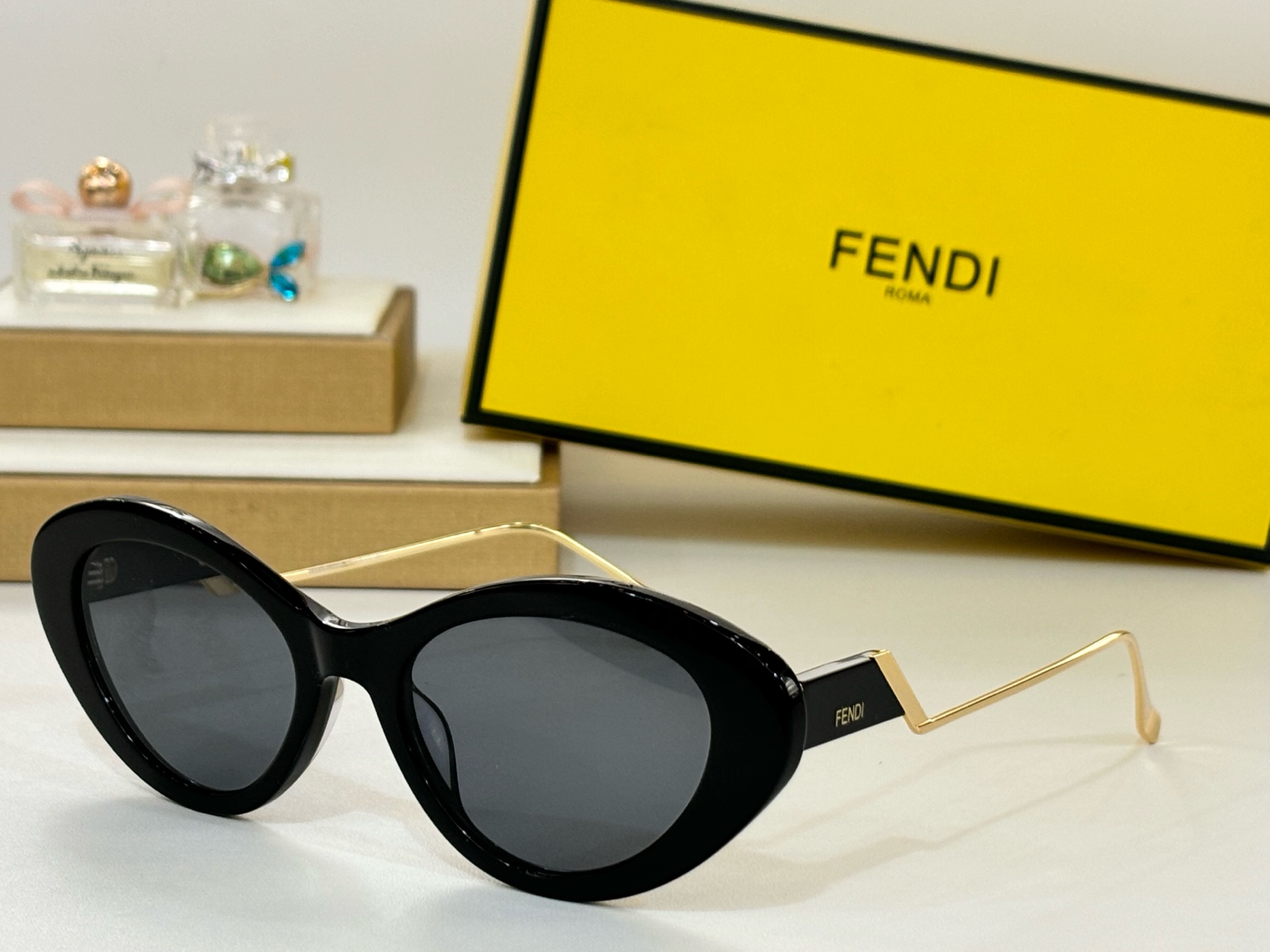  ￼ FENDI
MODFE3019
Size2-20-142
