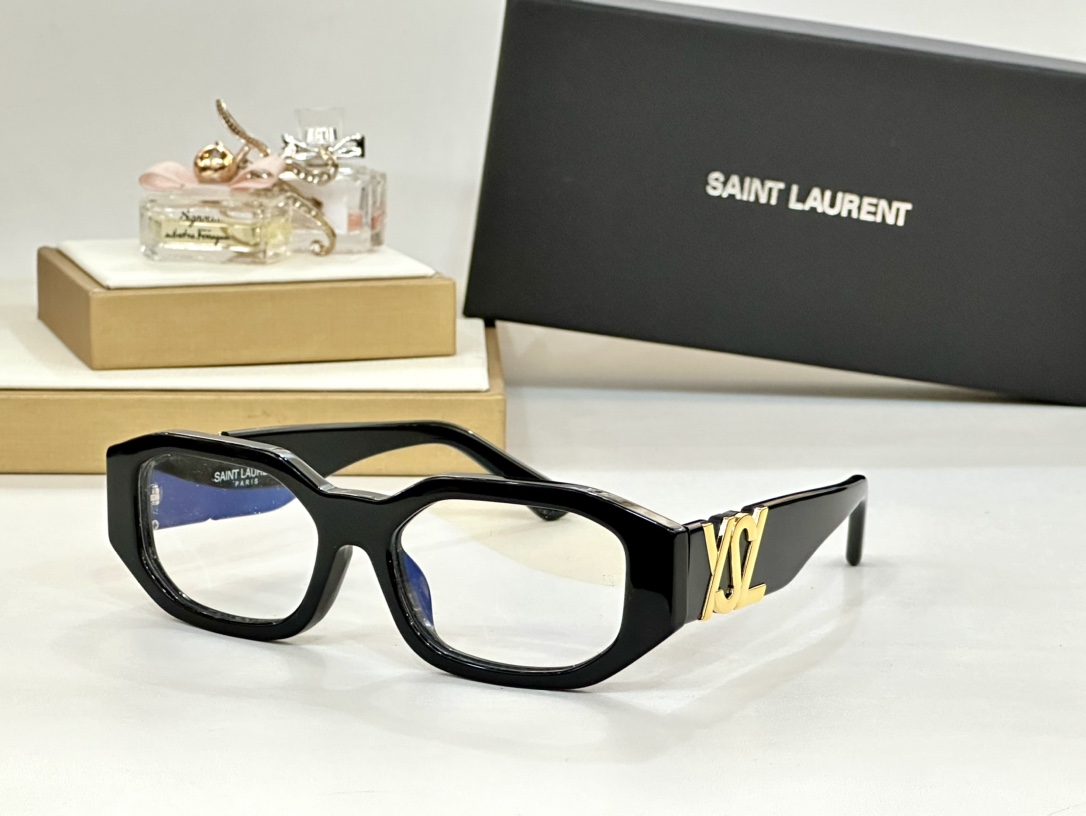  SAINT LAUREN*圣罗兰 
ModelSLM88
Size53口18-145
