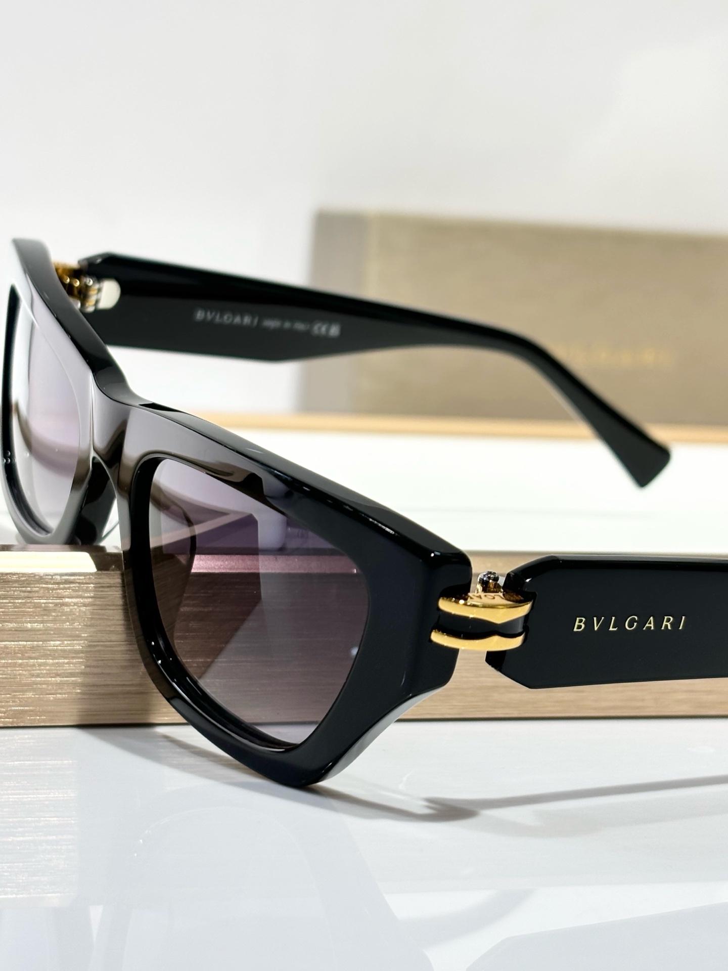  Bvlgar*
Mod：BV40047
Size：54-20-135
