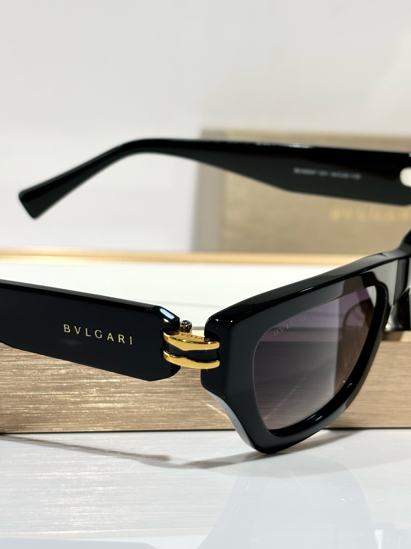  Bvlgar*
Mod：BV40047
Size：54-20-135

