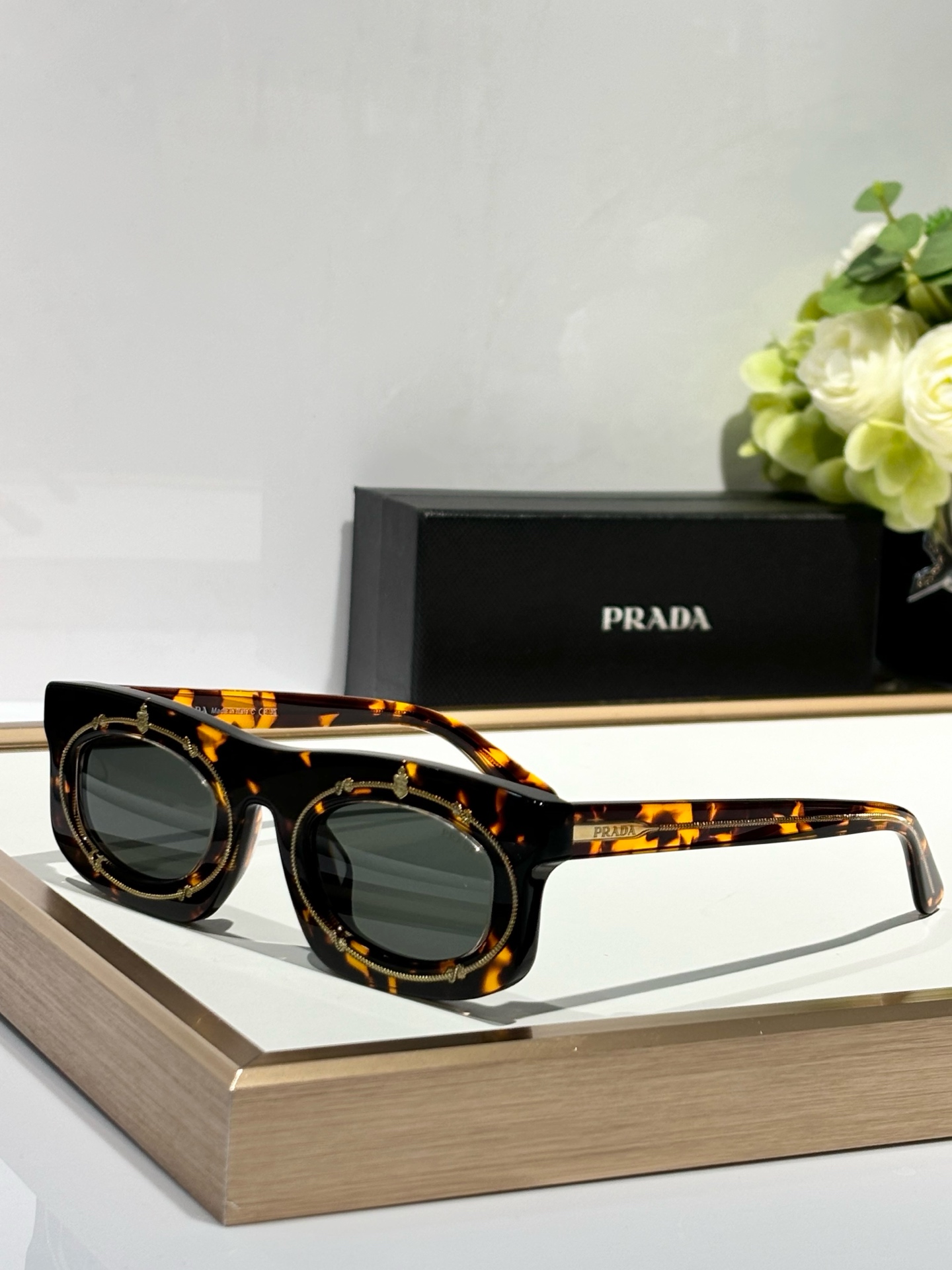  PRADA
MODPRB02S
SIZE47-26-140
