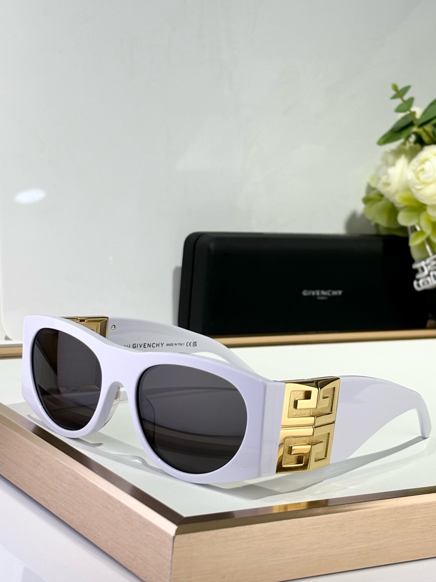  Givench*.4G Design
MODGV40028
Size56-18-125
