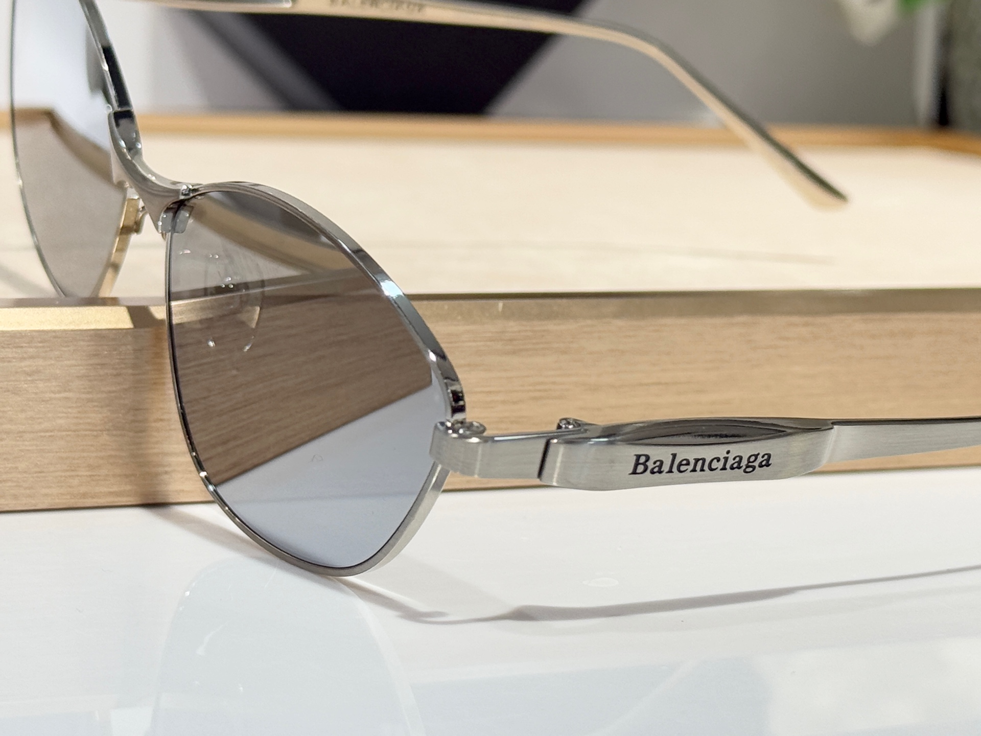  BALENCLAGA
Mod：BB0356S
Size：64-16-135
