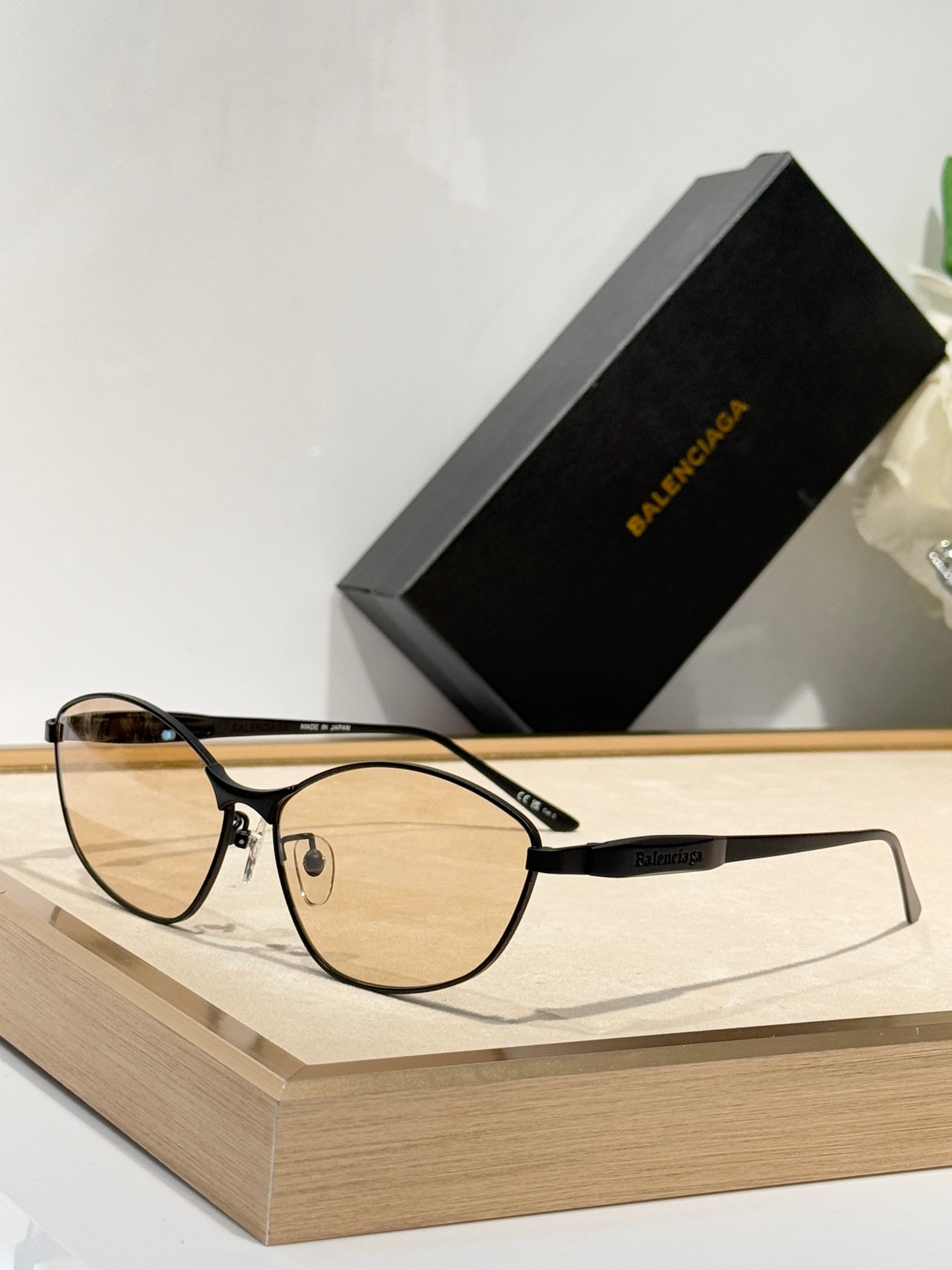  BALENCLAGA
Mod：BB0356S
Size：64-16-135

