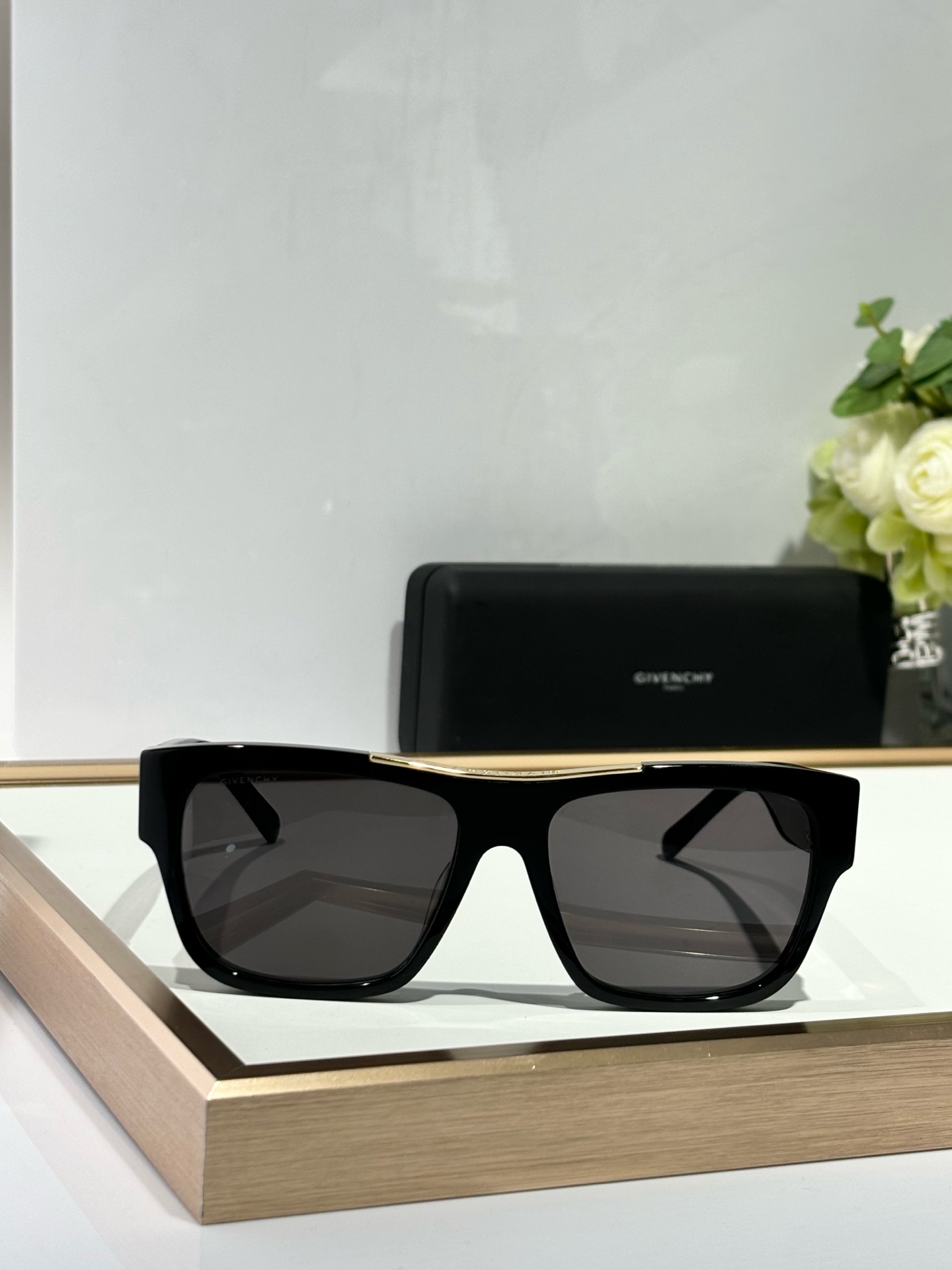  Givench*.4G Design
MODGV40006
Size58-16-135
