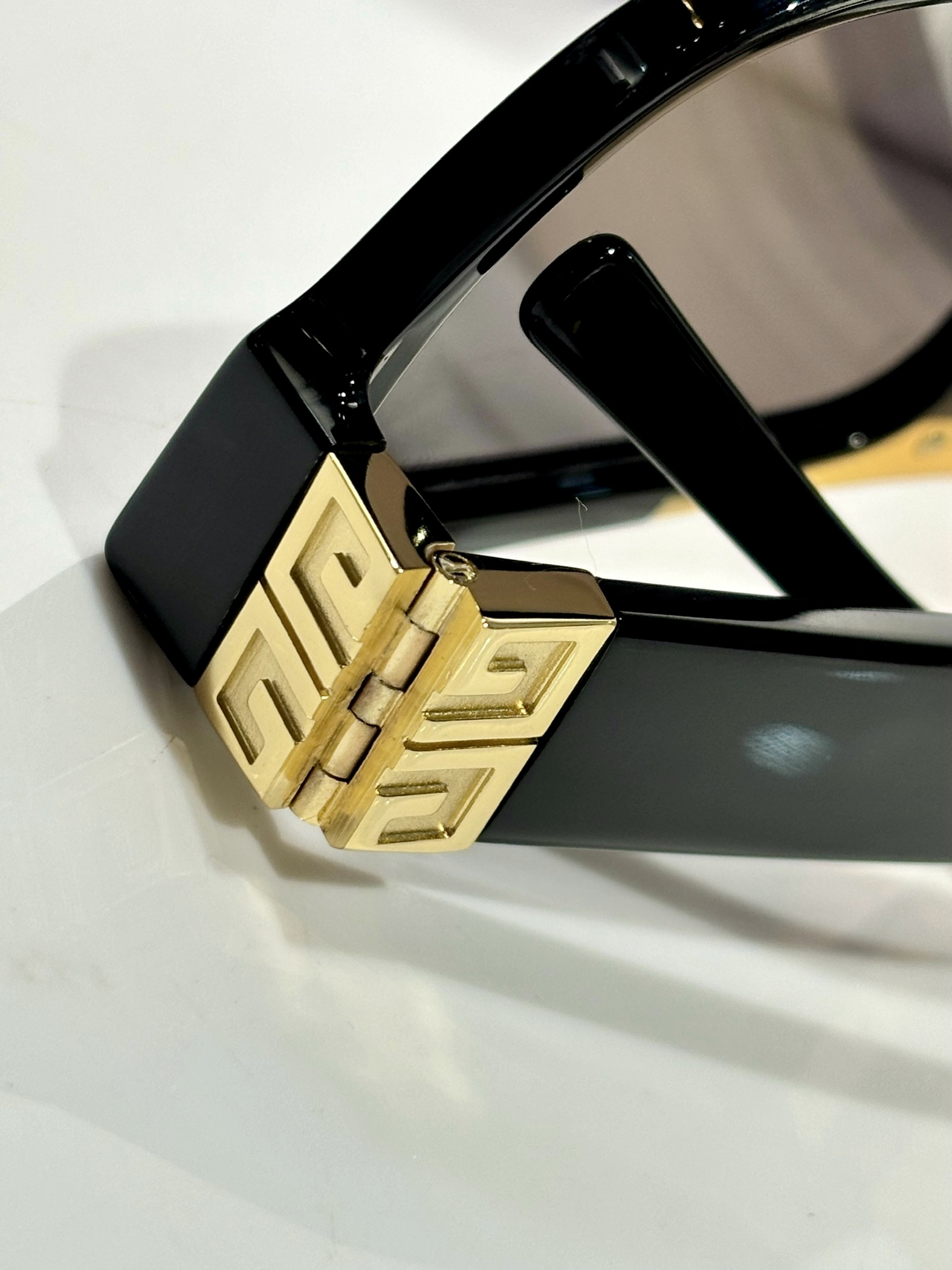  Givench*.4G Design
MODGV40006
Size58-16-135
