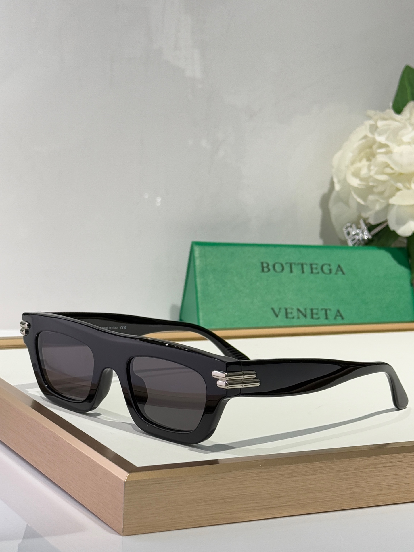  BOTTEGA VENETA
MOD：BV1321S
Size：50-22-140
