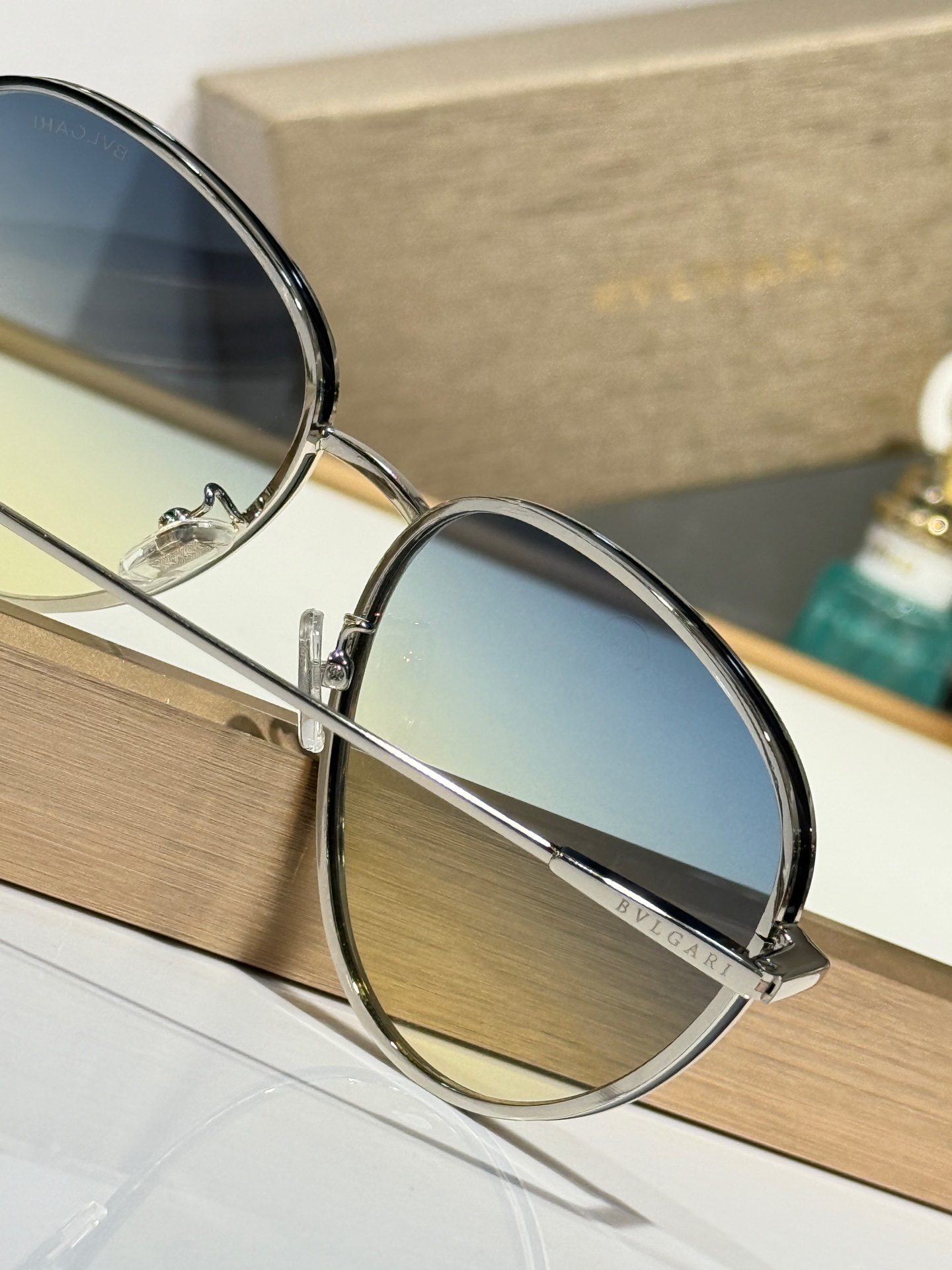  BVLGARI
MOD：BV40017
Size：58-16-145
