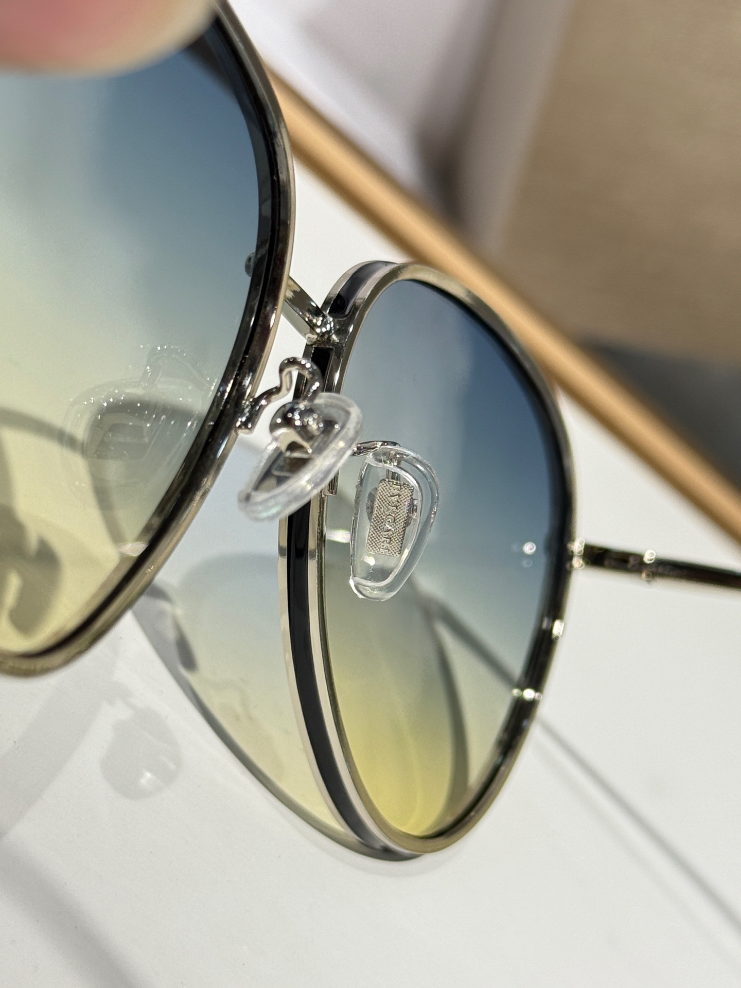  BVLGARI
MOD：BV40017
Size：58-16-145
