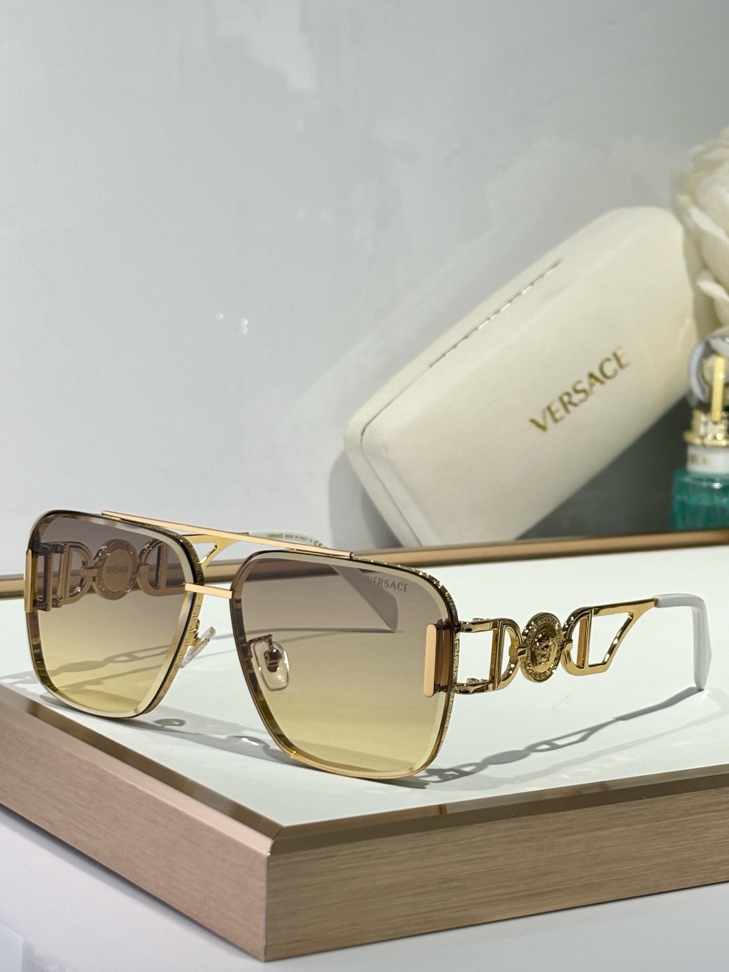 VERSACE
MOD4707
Size62-12-145
