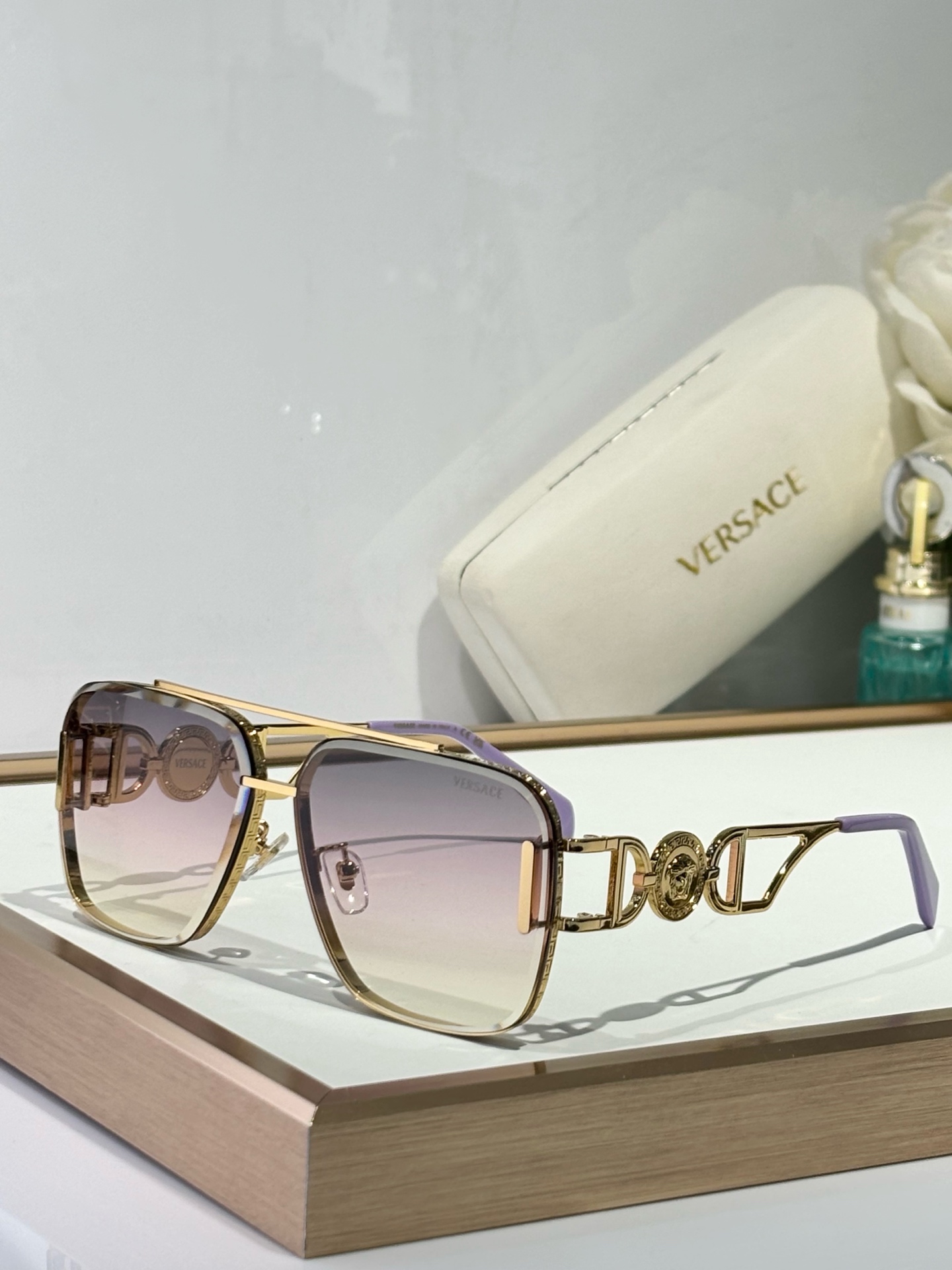  VERSACE
MOD4707
Size62-12-145
