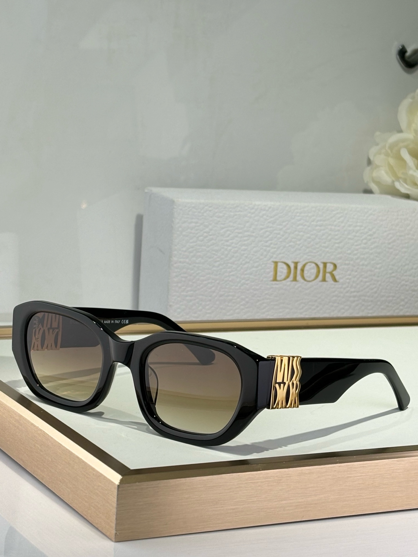  DIOR
MOD：MISSDIOR S4F
SIZE：54-23-145
