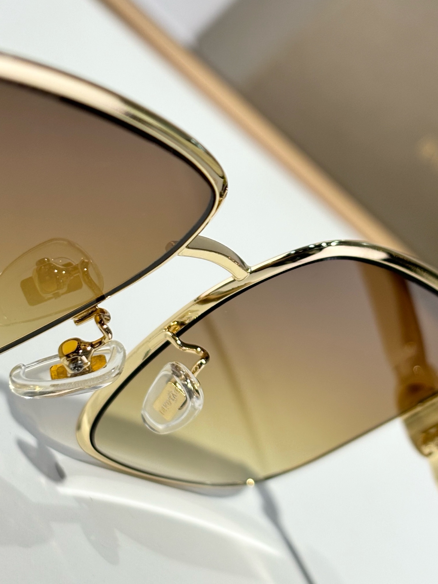  BVLGARI
MOD：BV40090
SIZE：59-16-140
