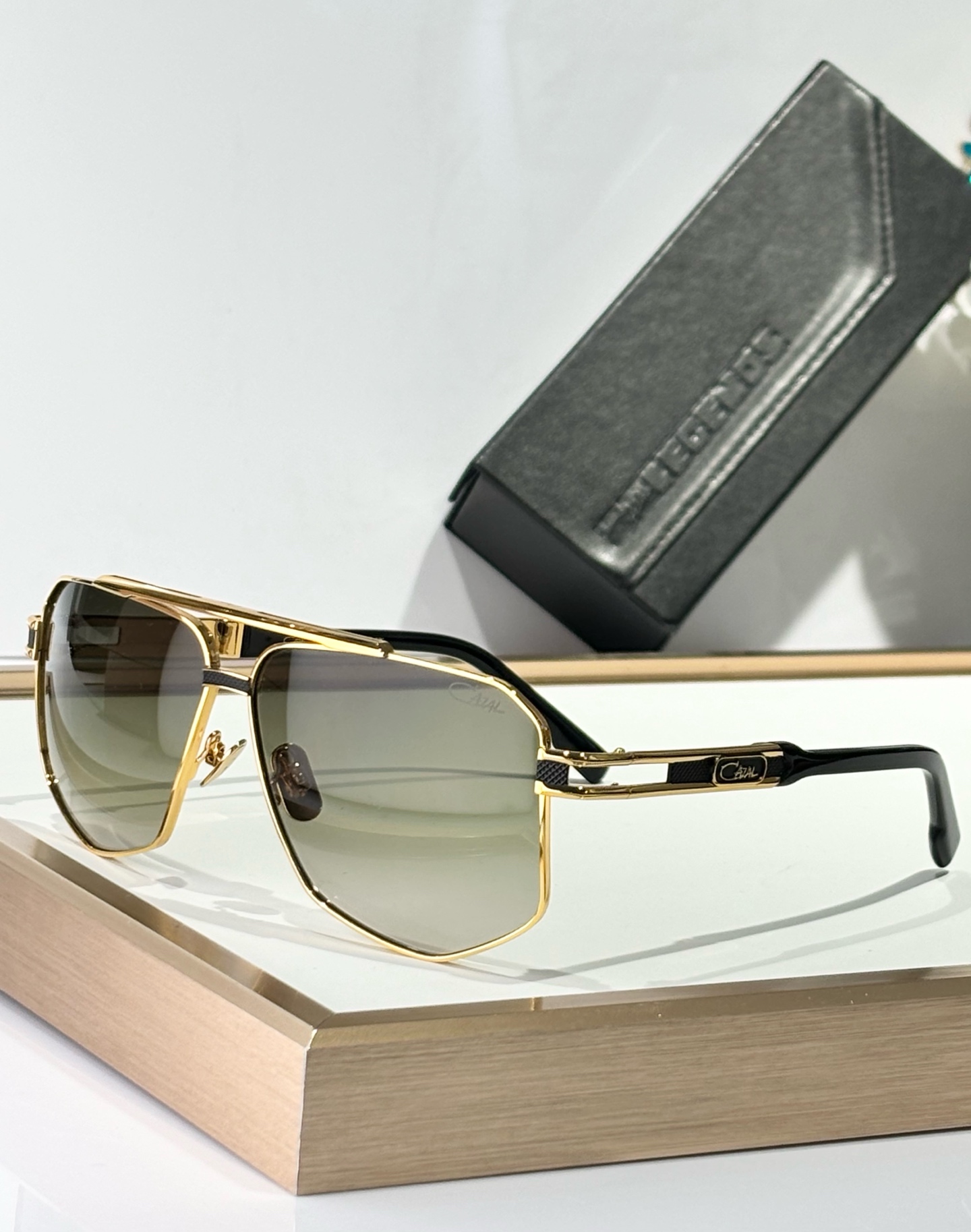  CAZAL 
ModelM9110
Size 62口11-142
