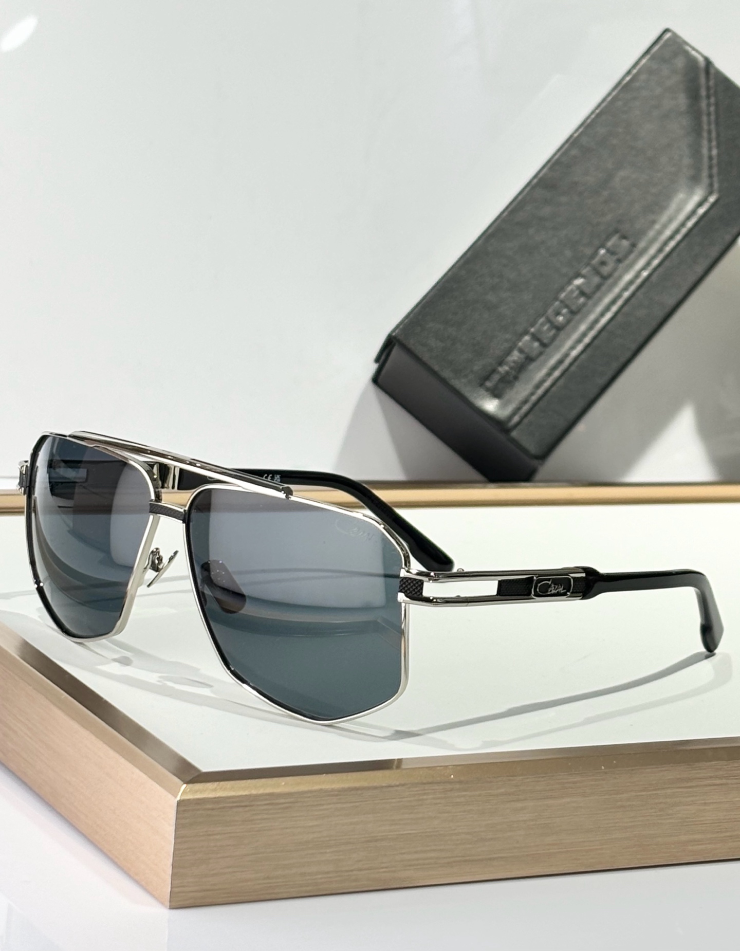  CAZAL 
ModelM9110
Size 62口11-142
